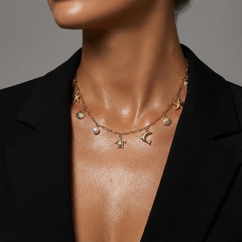 Boho Beach Style Starfish Shell Necklace, Versatile Dolphin Pendant, Perfect for Coastal Vibes, Ideal for Summer