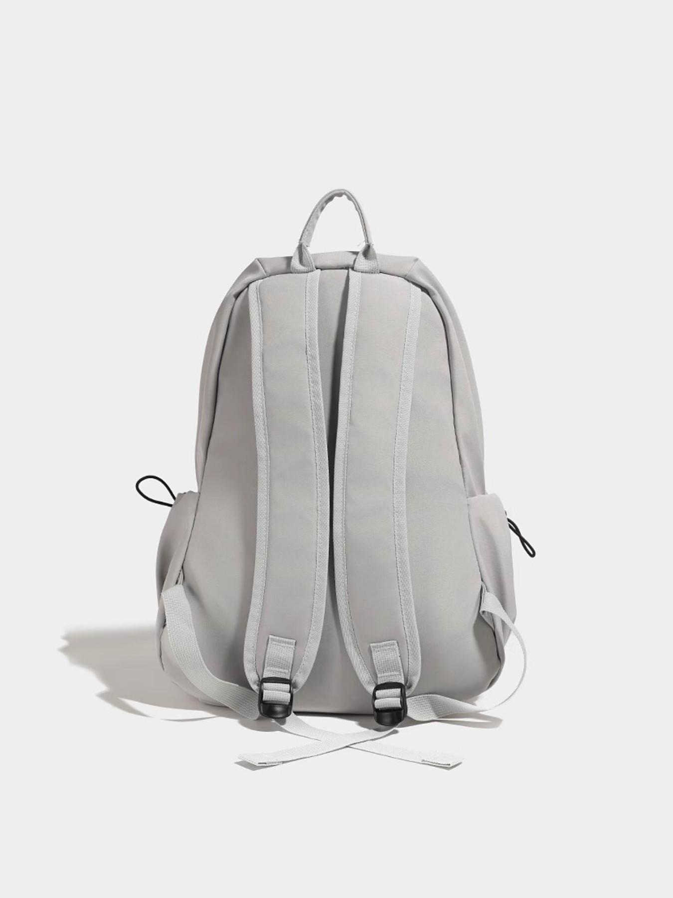 This sleek and minimalist backpack is perfect for short trips, leisurely strolls, and everyday commuting. It's a versatile computer bag that's lightweight and sturdy, making it ideal for a variety of occasions.
