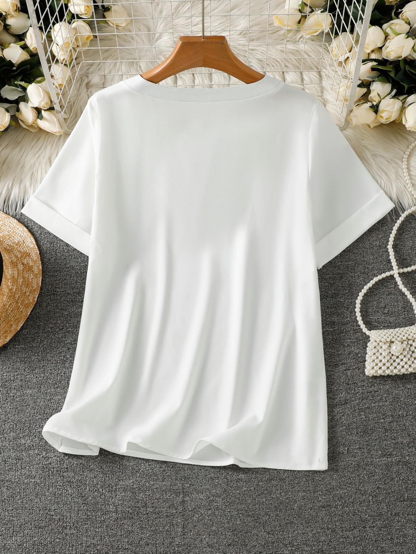 Women's Plain V-Neck Simple Shirt Top, Casual Fashion Blouse for Daily Wear, Stylish Ladies' Clothing for Spring & Fall