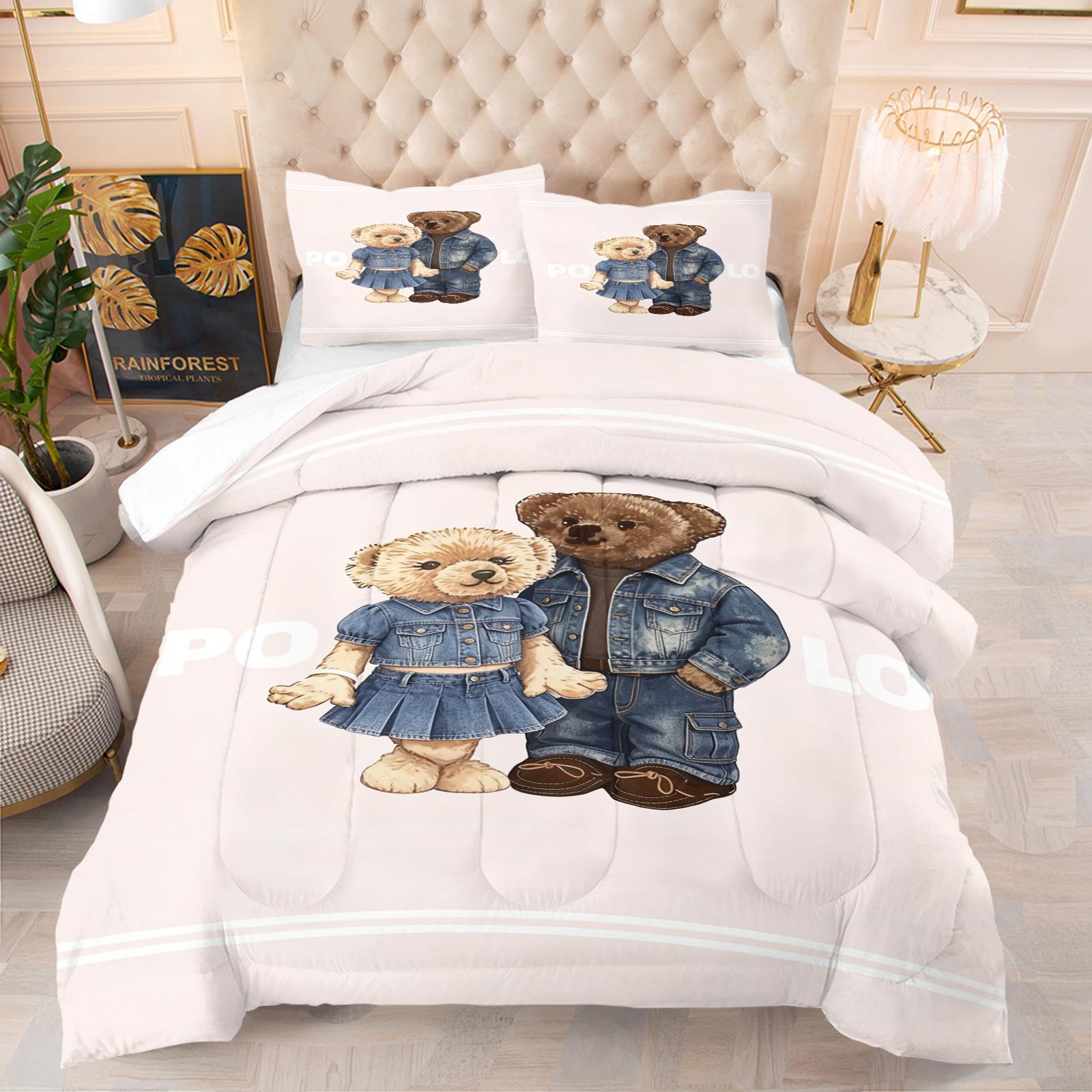 A set of small bear print bedding, including 1 quilt and 1 or 2 pillowcases without pillow inserts, soft bedroom decor gifts for children and adults