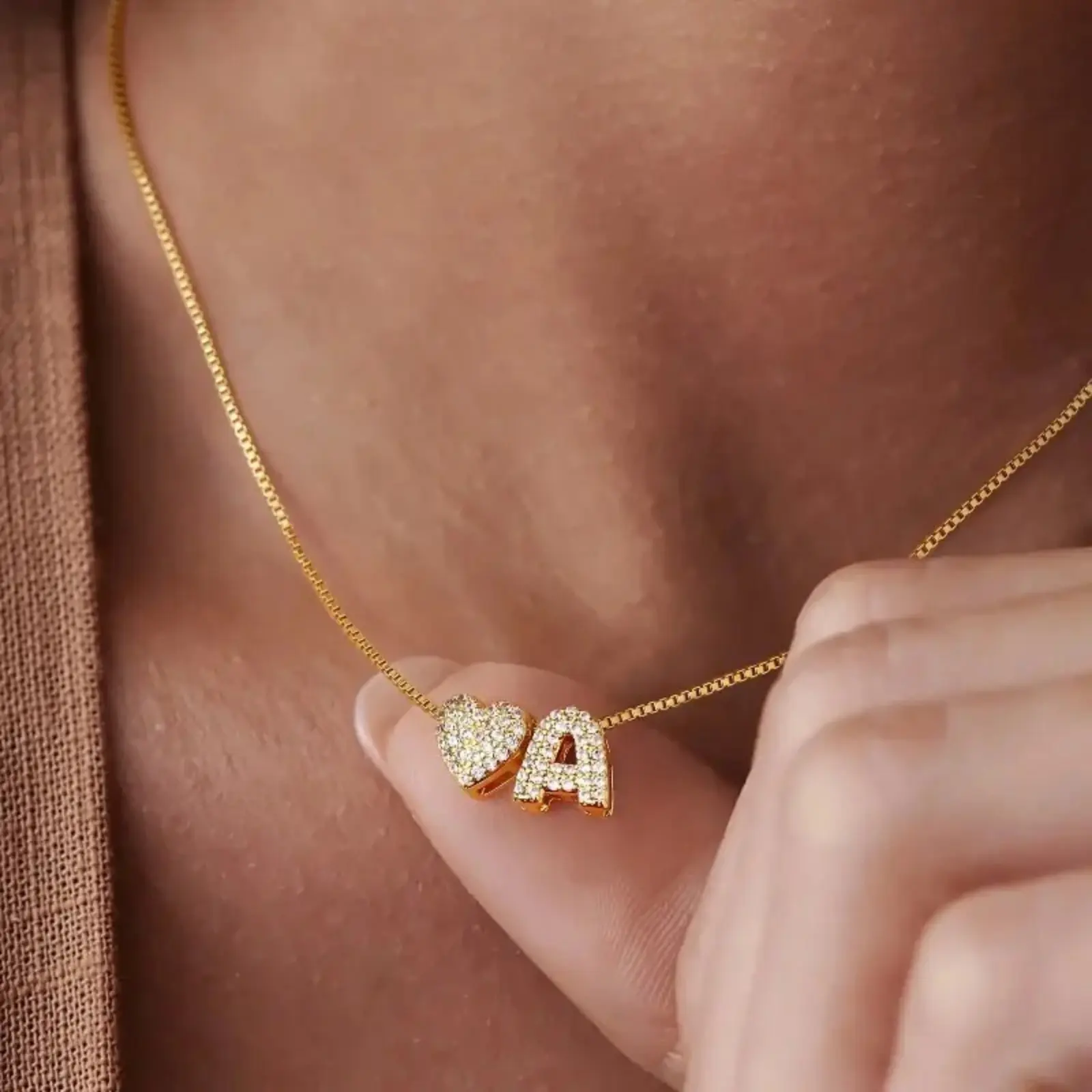Tiny Heart Initial Necklace Gold Tone, A‑Z Letter Dainty Heart Name Pendant, Personalized 14K Gold‑Plated Hypoallergenic Tag Jewelry, Thoughtful Birthday Mother’s Day Gift for Women Girls