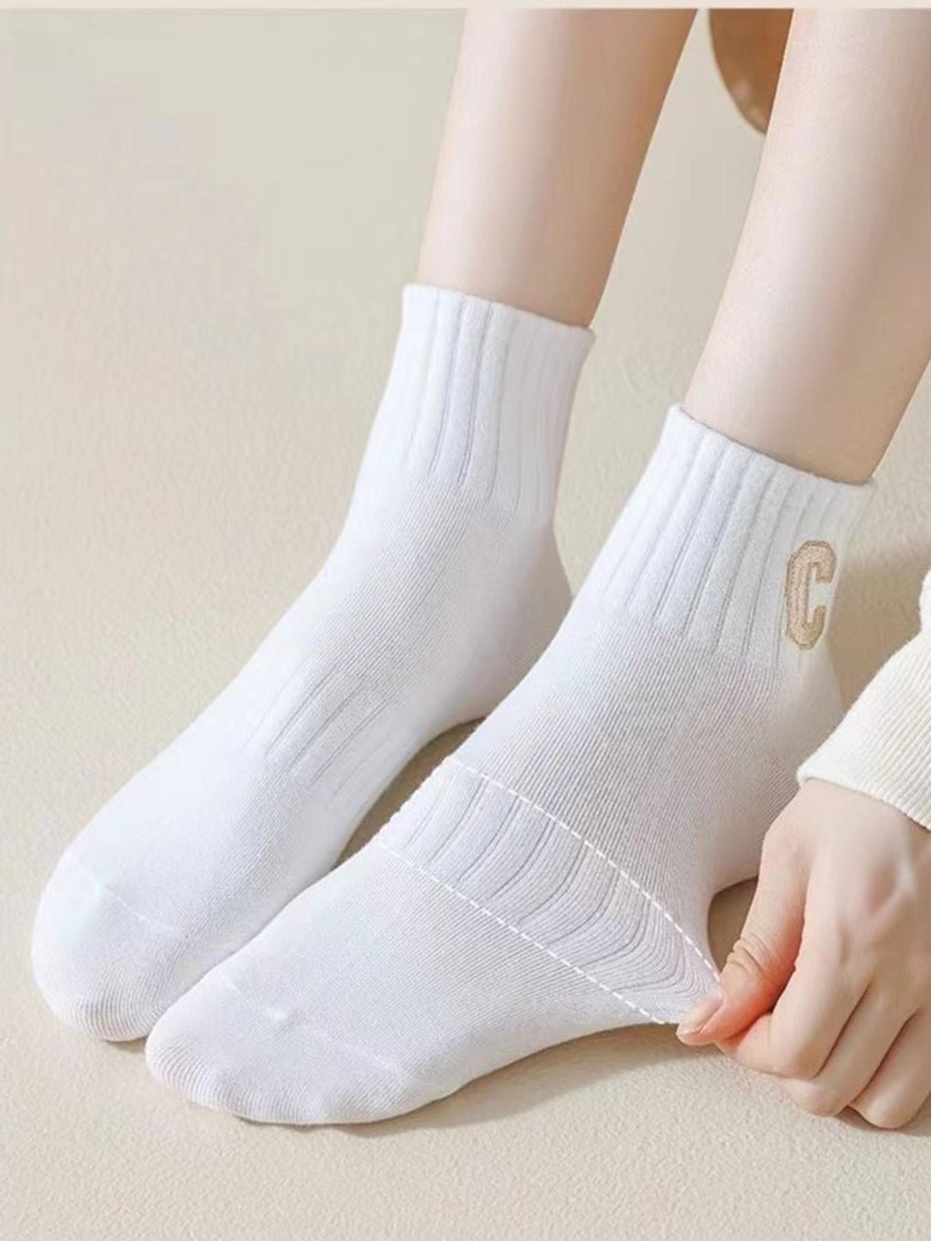 20 Pairs Women's C Logo Casual Ankle Socks, Soft Breathable Multipack, Daily Sports Socks, Comfortable and Durable Design