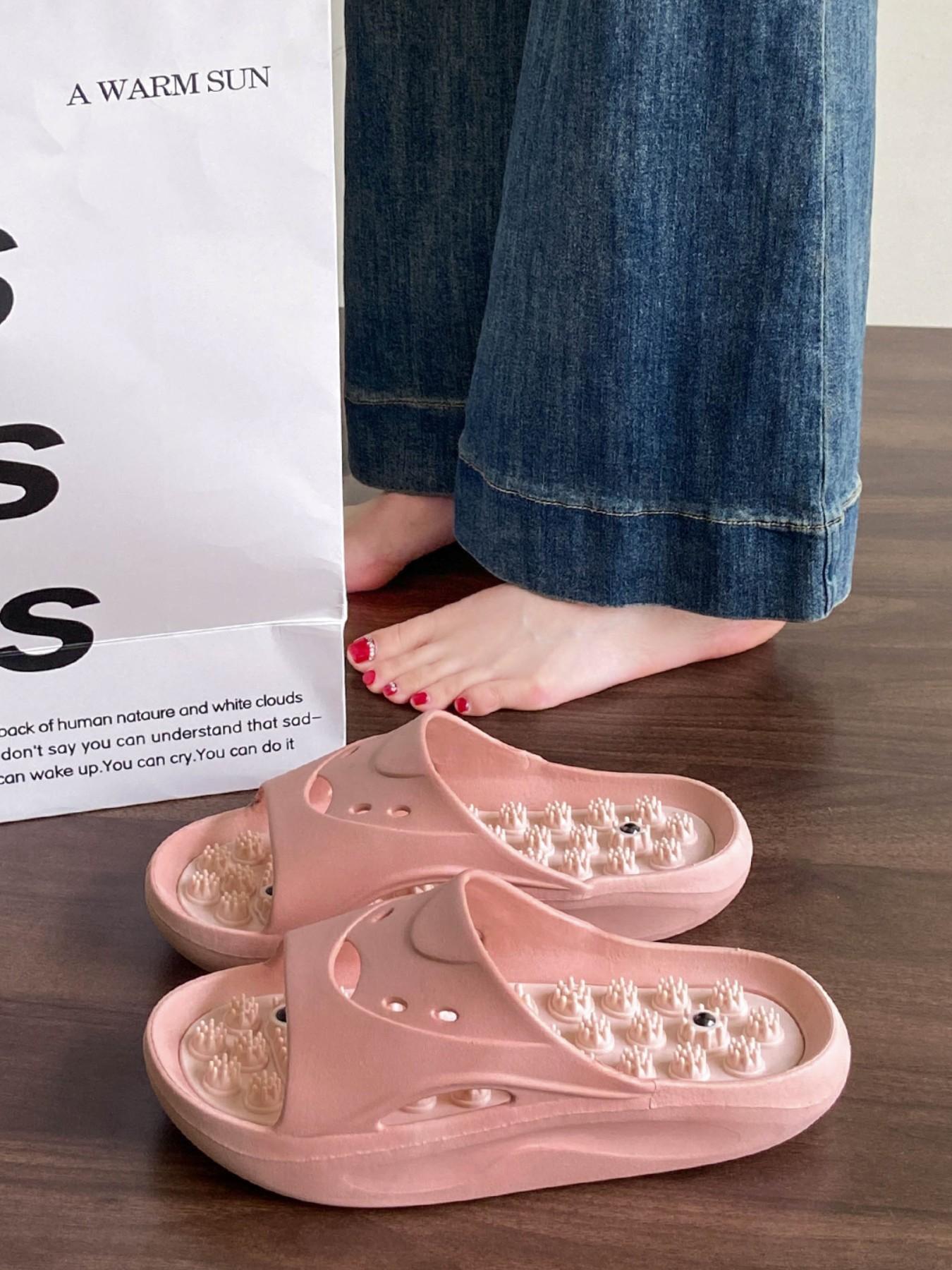 Trendy Thick Sole Women's Slippers, Comfortable Loose Fit, Home and Beach Use, Casual Patchwork Design, PU Leather, Eva Sole