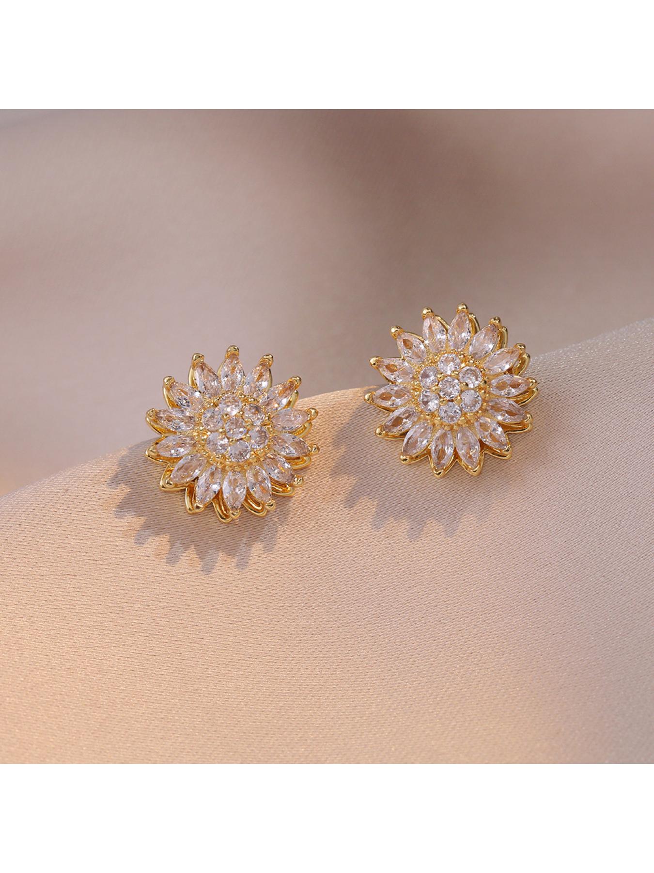 Women's Necklace, New Style Sunflower Diamond-encrusted, Rotatable Collarbone Chain Jewelry, Japanese and Korean Style Cross-border, Ins Ring, Sunflower