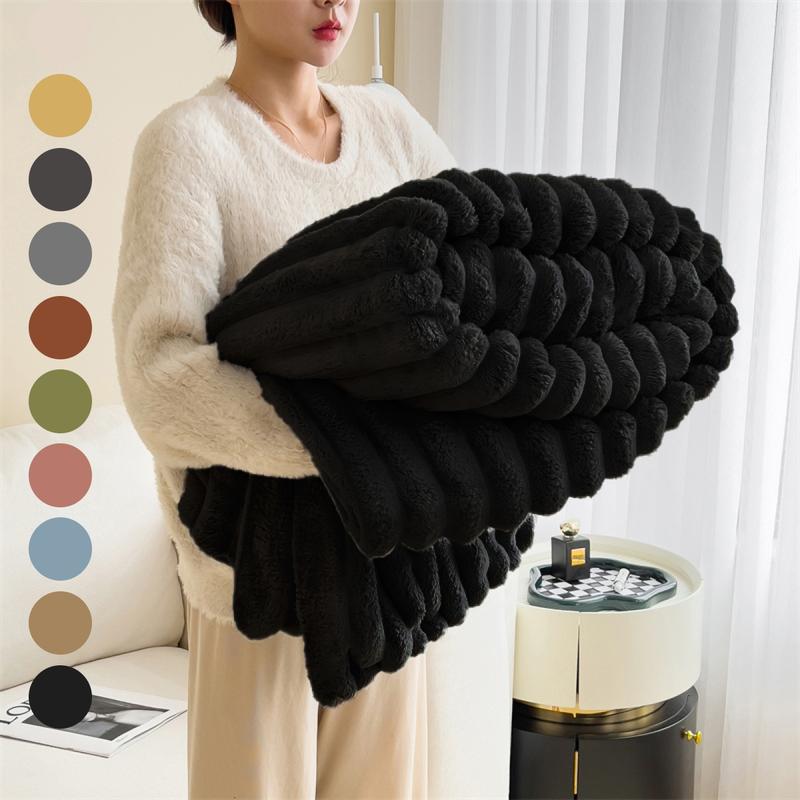 Cozy Ultra-Soft Flannel Throw Blanket for Sofa or Bed, Lightweight All-Season Blanket in Multiple Colors and Sizes, Perfect for Living Room, Travel and Christmas Gift for Girlfriend