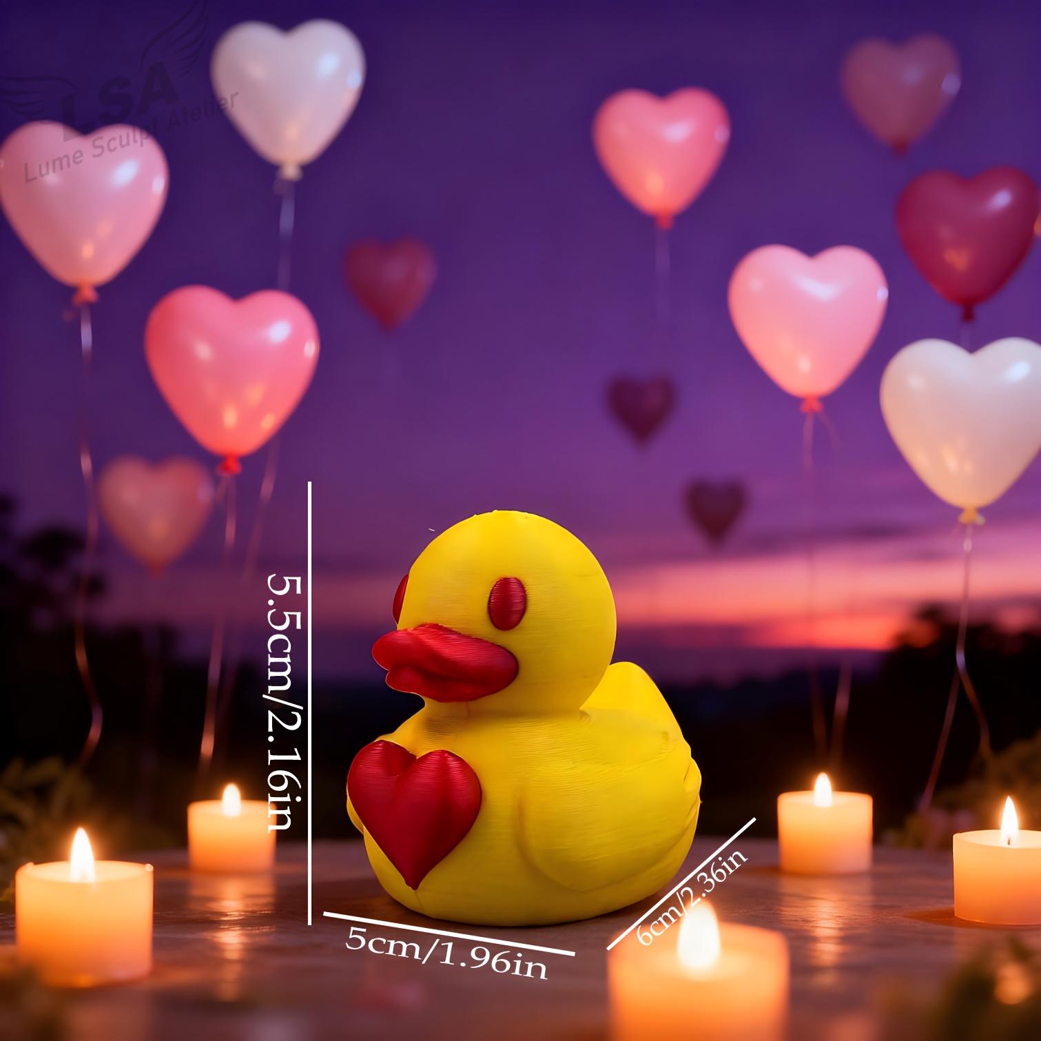 Love Heart Duck Figurine, Romantic Style Collectible Handmade Decor, Creative Art Display Piece for Home Office Desk Decoration
