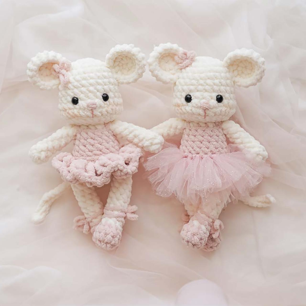 6Pcs Animal Crochet Kit for Beginners, Beginner Crochet Kit for Adults with Step-by-Step Text Tutorials, Ballet Rabbit and Ballet Mouse DIY Knitting Kit, Cute Funny Spring and Summer Home Decorative Ornaments, Birthday Festival Gifts, Crochet Set
