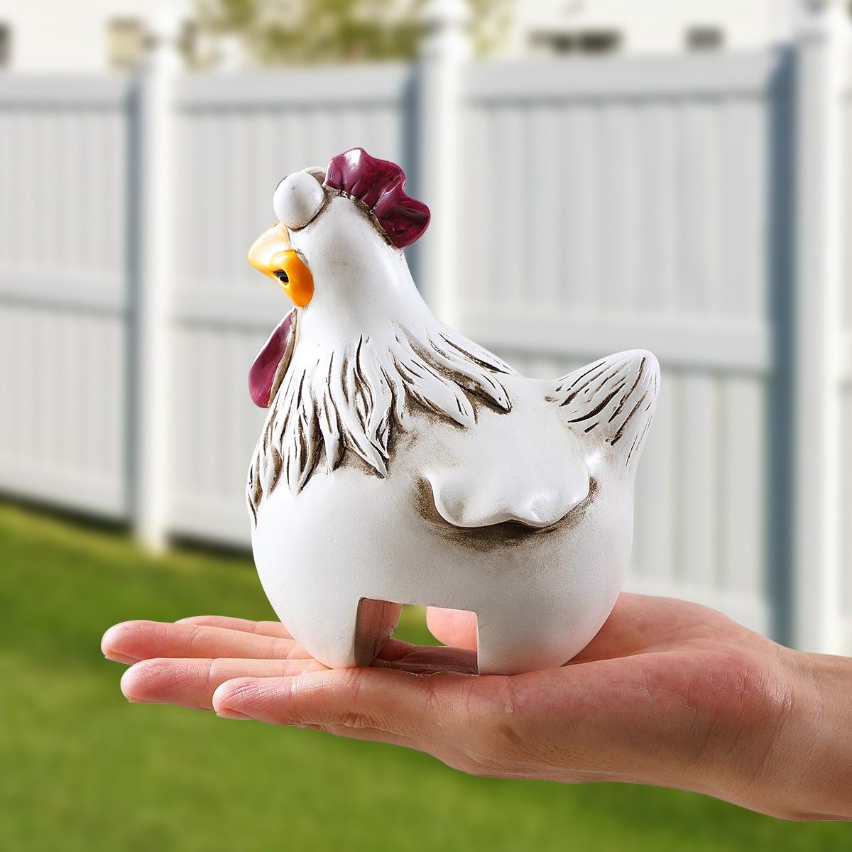 Chicken Fence Decoration, Waterproof Resin Garden Ornament, Fun Expression Yard Decor, Perfect for Farm Gate & Garden