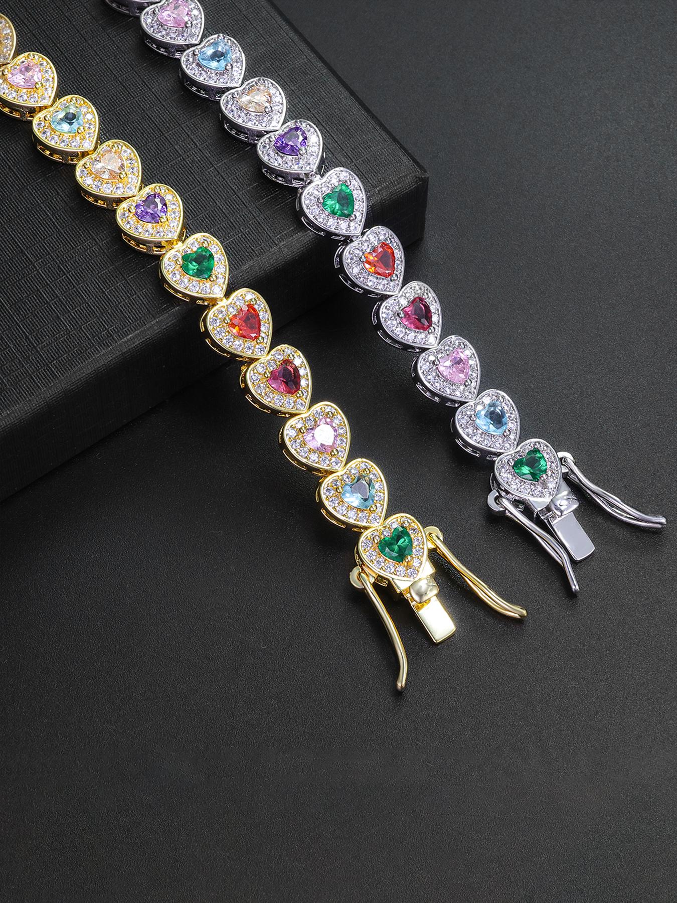 1PC ICED CHICS colorful heart-shaped bracelet, Exquisite Bracelet, an elegant and noble bracelet. Give it to your mother or partner. It's beautiful and fashionable, enhancing your temperament