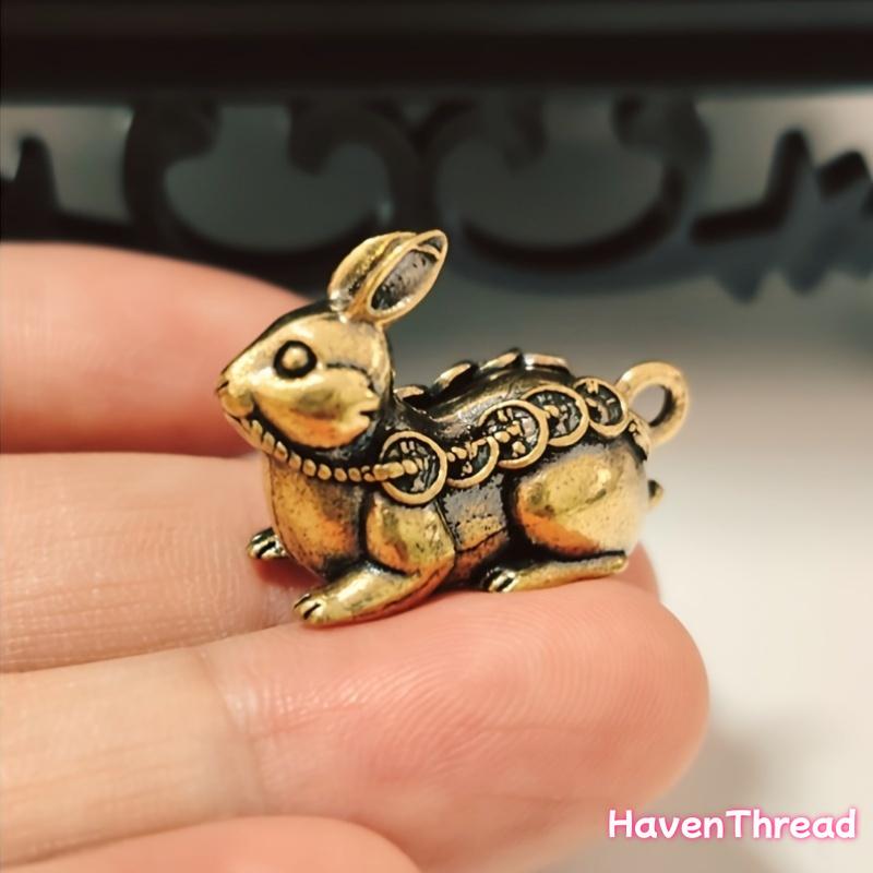 2pcs Vintage Chinese 5 Emperors Money Rabbit Ornaments, Yellow Brass Collectible Figurines - Unisex Fortune Fengshui Household Items Decor for Festive Home Use, Anniversary Gifting