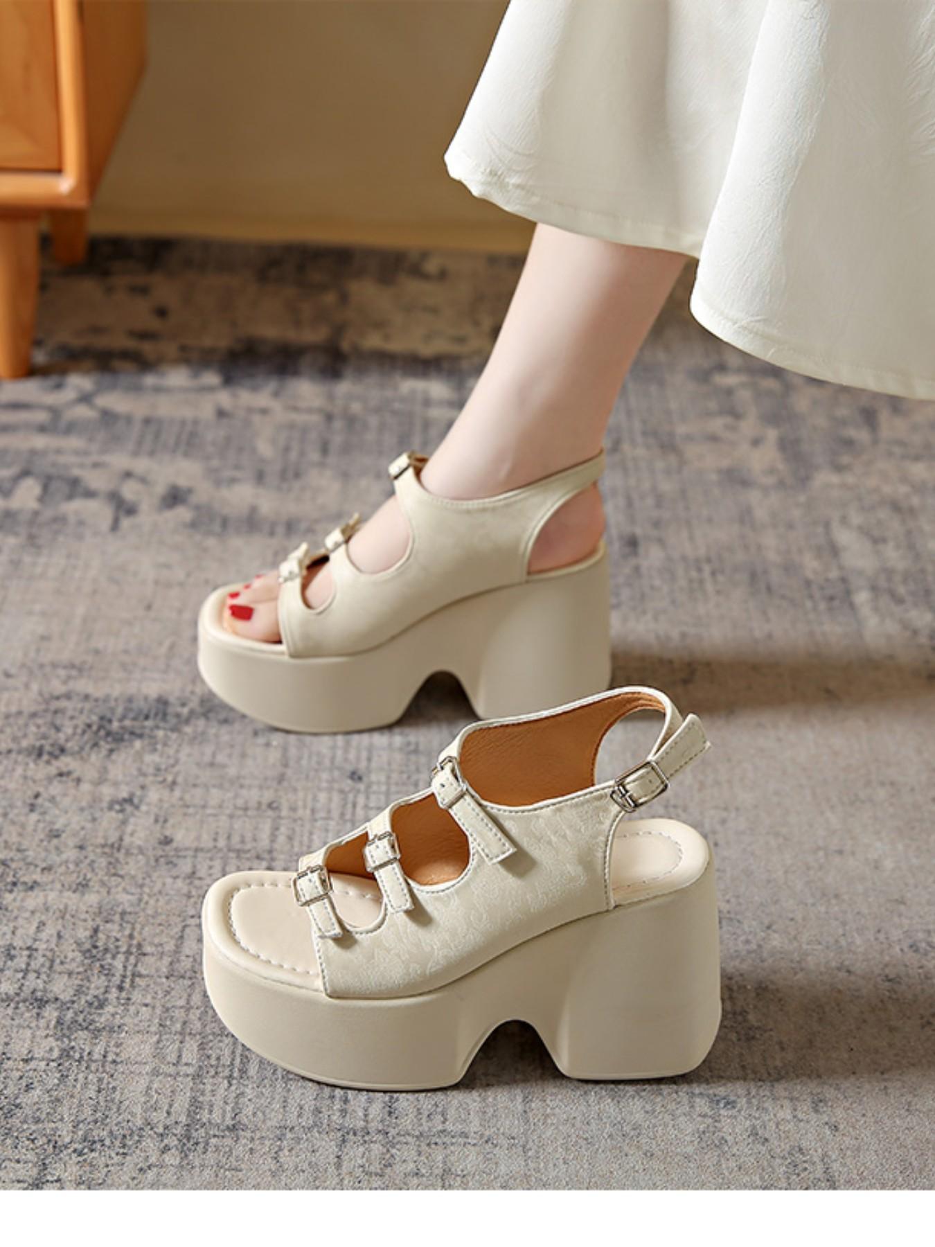 New Traditional Chinese Style Embroidered Shoe Face, Vintage Three Buckle Design, Ultra High Waterproof Thick Sole, Multiple Colors Available