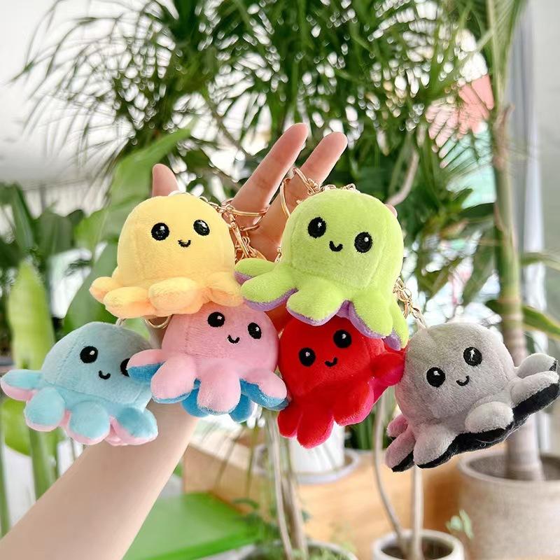 Reversible Octopus Plush Keychain Flip Octopus Doll Soft Stuffed Pendant Cute Double Sided Flip Octopus Key Ring Toy Gift