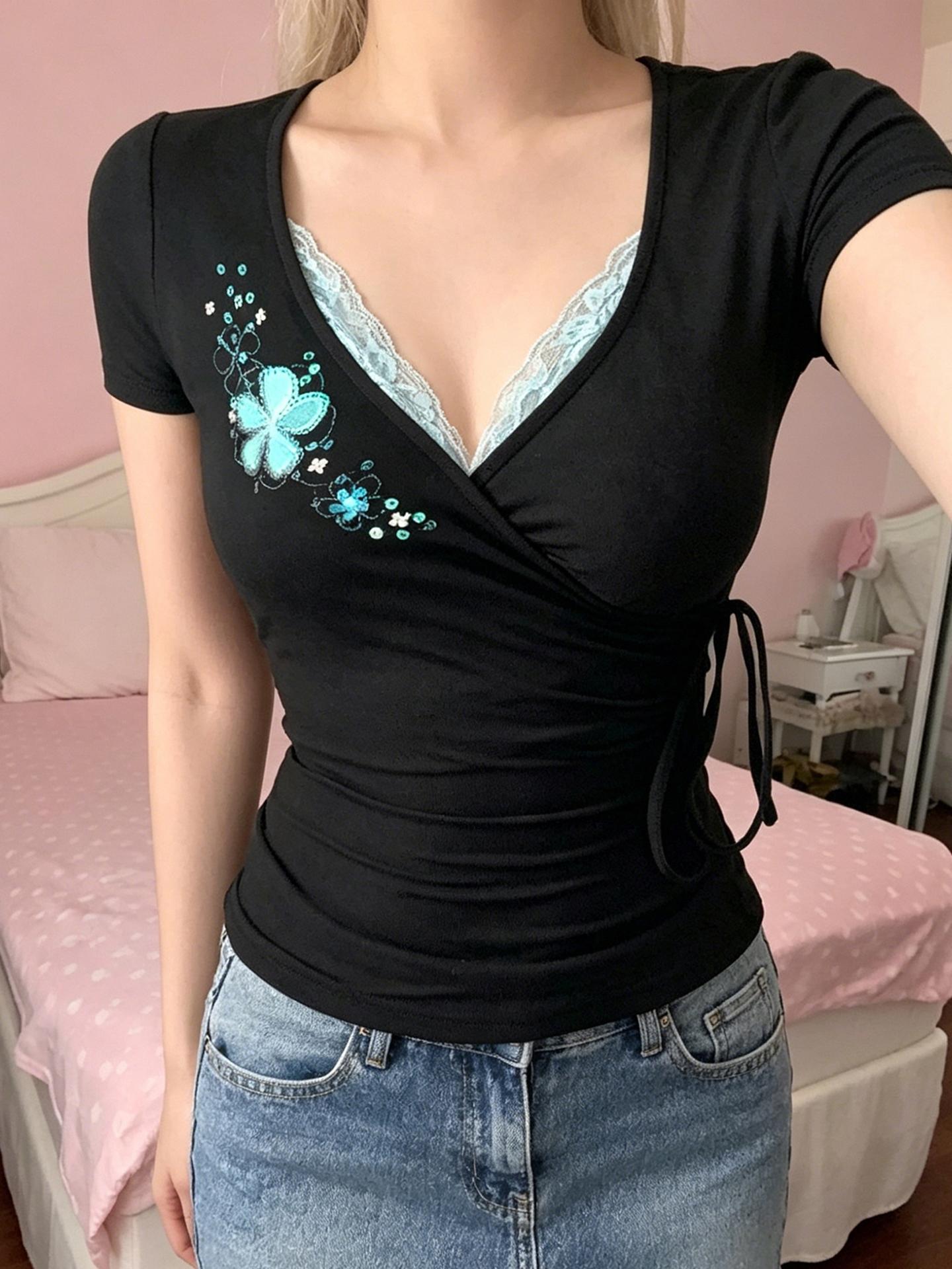 Holiday Style Floral Embroidery Sequin Top, Slim Fit Lace V Neck Short Sleeve Summer T-Shirt, Fashion Drawstring Design, Casual Daily Wear, Trendy Summer Tee