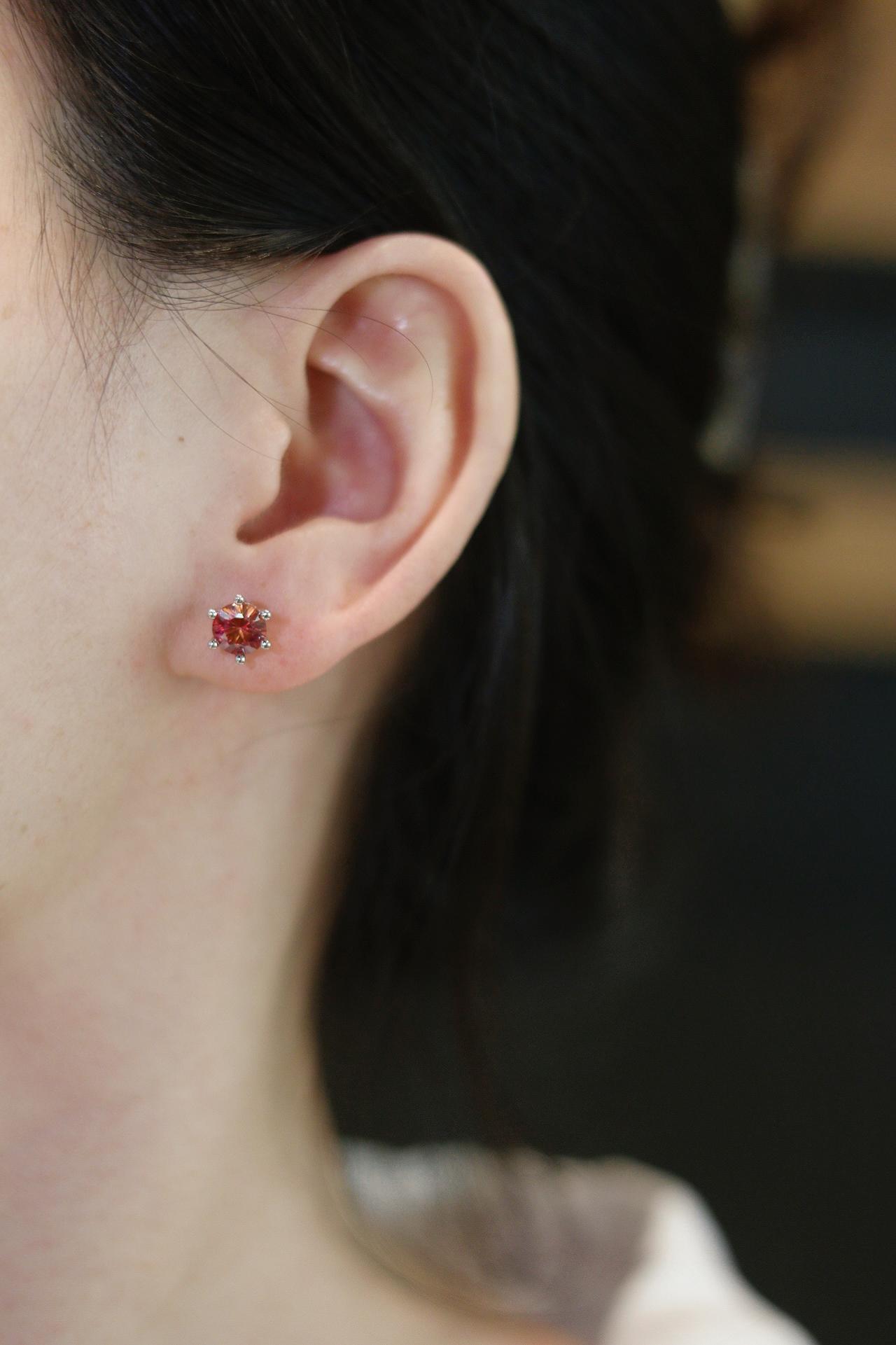 【#23】Classic Six-prong 0.5-1ct Synthetic Moissanite Stud Earrings, Plum blossom Cut Color Moissanite Earrings for Women with Certificate of Authenticity for Women Girls Men gift