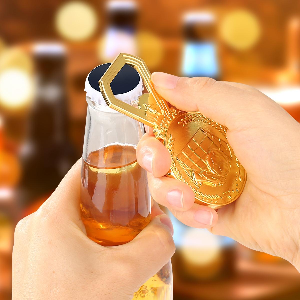 Football Medal Bottle Opener, Beer Bottle Opener, Portable Bottle Opener, Ideal for Beer Lovers, Football Fans, Sports Enthusiasts
