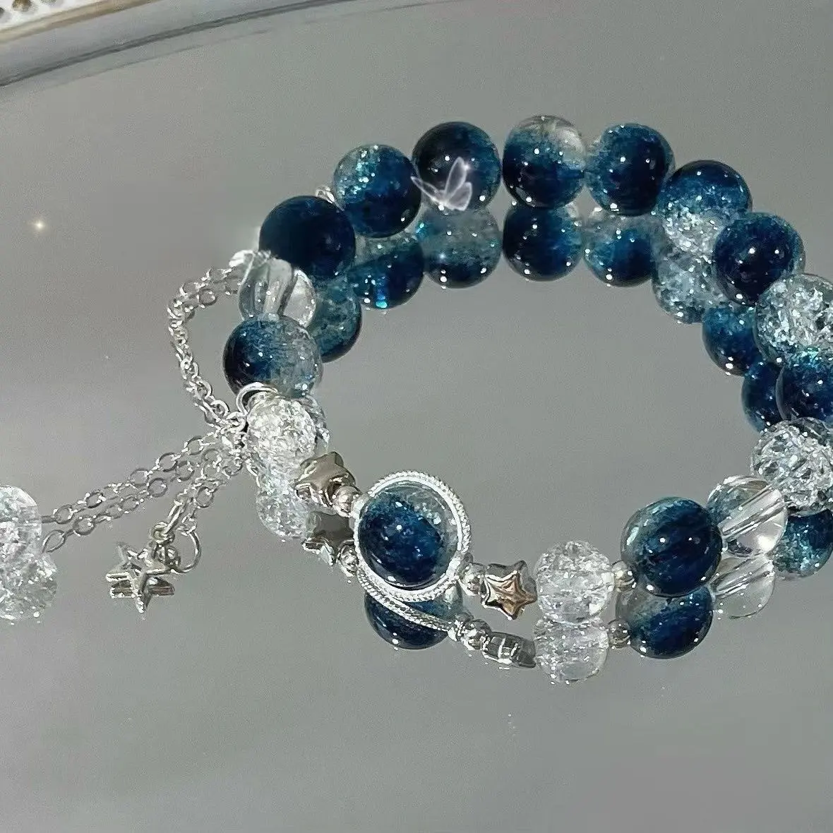 "Flowing Moon & Galaxy" Star-Themed Bracelet – A Sweet, Niche Design That Flatters Skin Tone; Perfect for Best Friends.