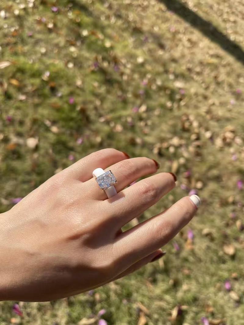 Icy White Emerald Cut CZ Engagement Ring for Women 10x8mm Cubic Zirconia Wedding Gift Thin 5.7mm Silicone Comfort Band Stackable Glow Ring