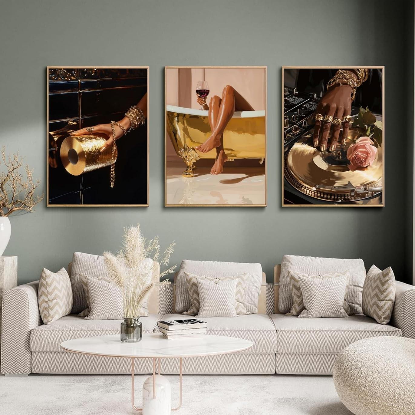 3Pcs Stylish Black Girl Bathroom Wall Art Modern Art Design Gold African American Women Posters Prints Personalized Bathroom Aesthetics Images Wall decor for Bathroom Living Room Bedroom Unframed