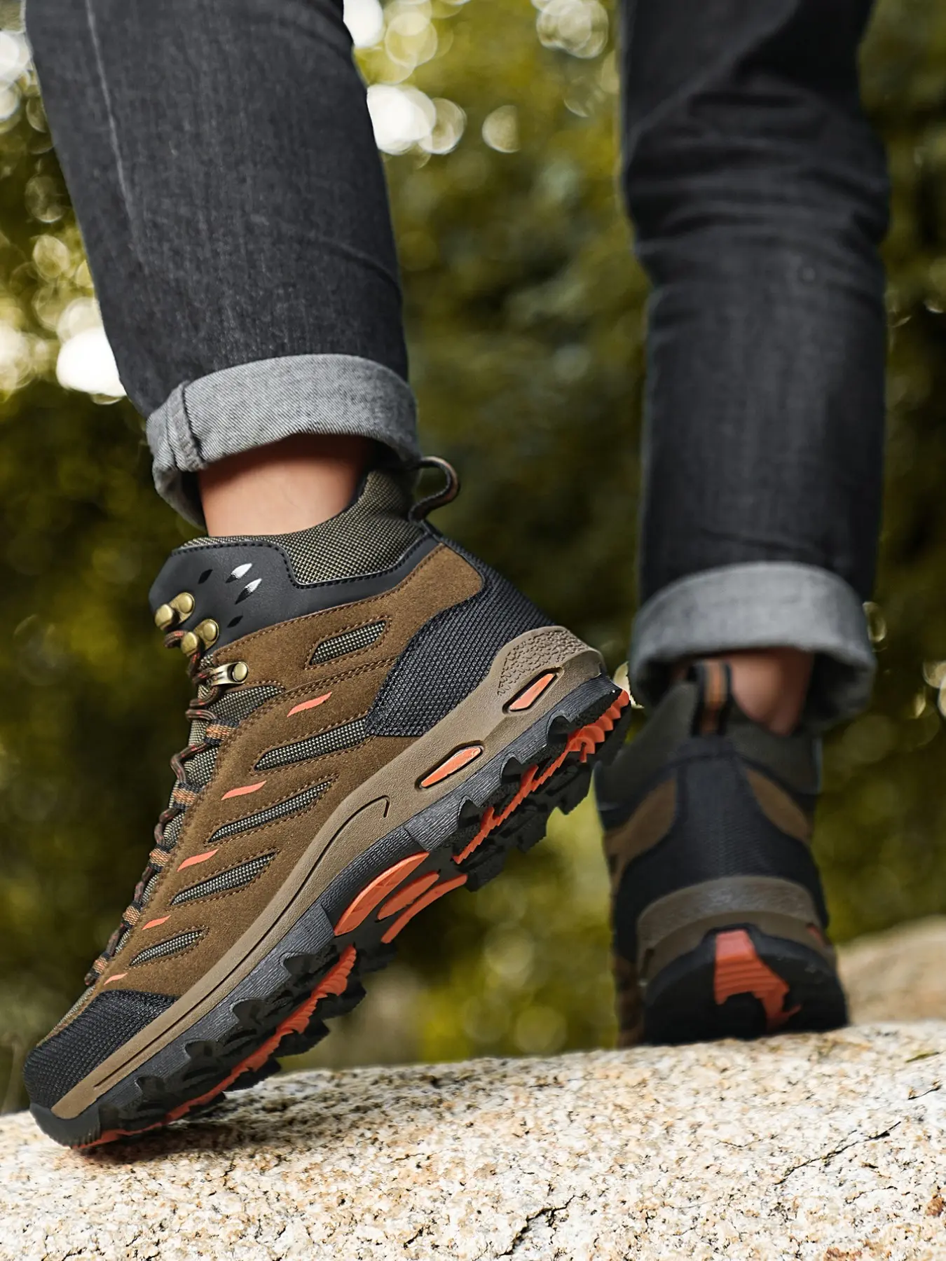 Men's High-Top Outdoor Hiking Shoes, Premium Hiking Shoes, Fall & Winter Ankle Support Trekking Boots, Slip-Resistant Wear-Resistant Off-Road Sneakers for Camping and Mountain Climbing. Perfect for outdoor sports and daily commuting.