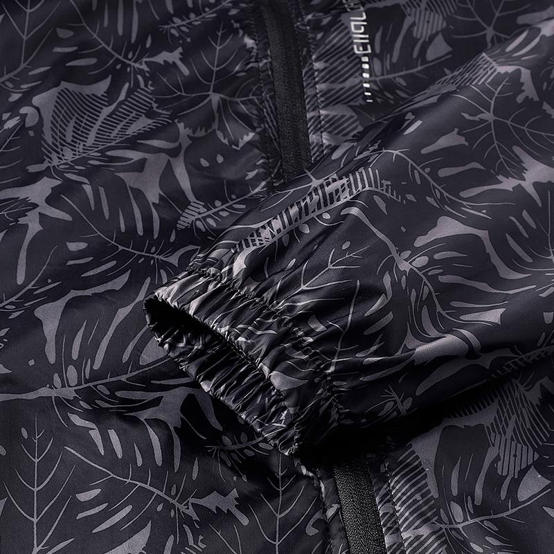 Summer Men's Casual Jacket, Zip Pocket Full-Zip Hooded Design, Maple Leaf Print, Lightweight Breathable, Sun Protection Jacket