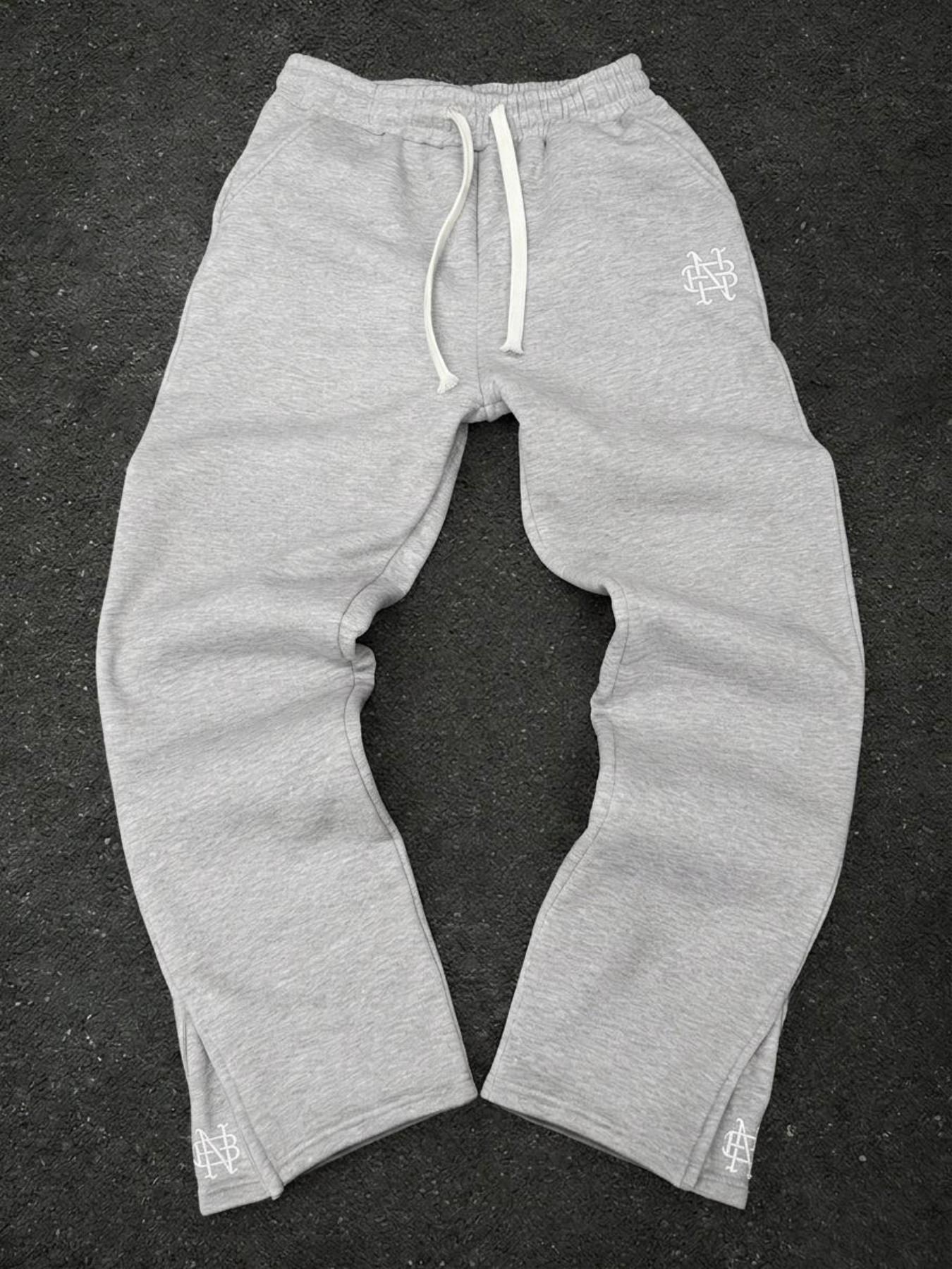 Men's Simple Embroidered Wide Leg Sweatpants, Loose Straight Drawstring Waist Sweatpants Sports Pants, Soft Casual Street Running Pants, Street Style Sweatpants, Fall Winter Wear