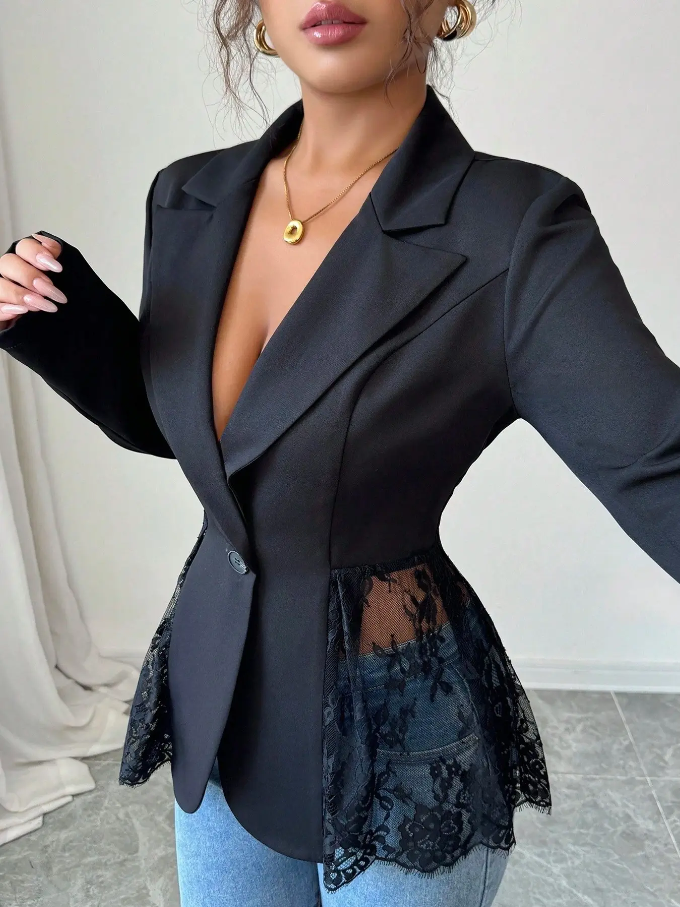 Women's Elegant Chic Statement Lace Patchwork Sheer Slim Fit Long Sleeve Blazer Jacket, Womenswear, Perfect for Office, Dates and Parties