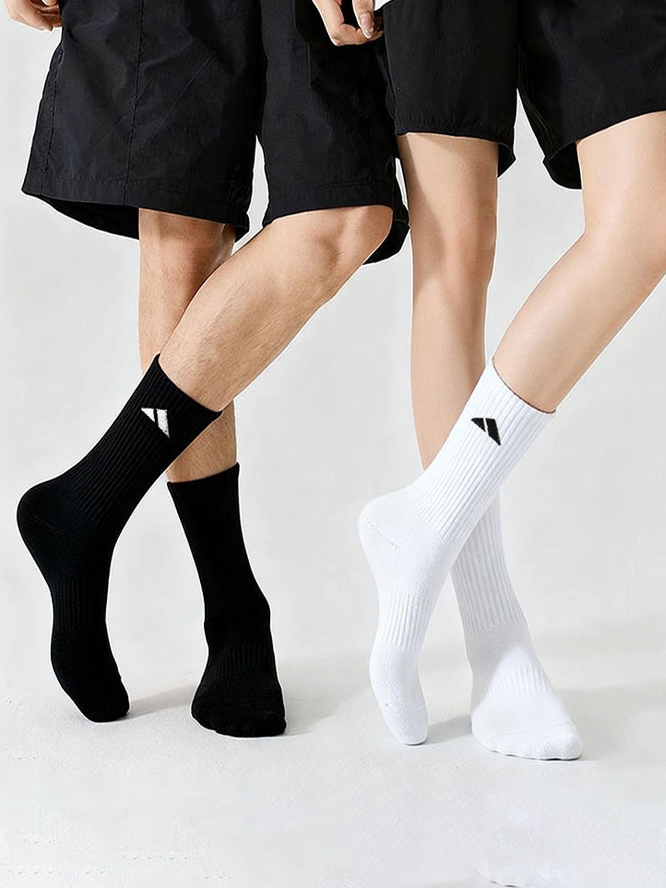 12 Pairs Men's Mid-Calf Sports Socks, Long Tube Running Socks, Unisex Couple, Moisture-Resistant, Breathable, Anti-Slip, Ideal for Hiking