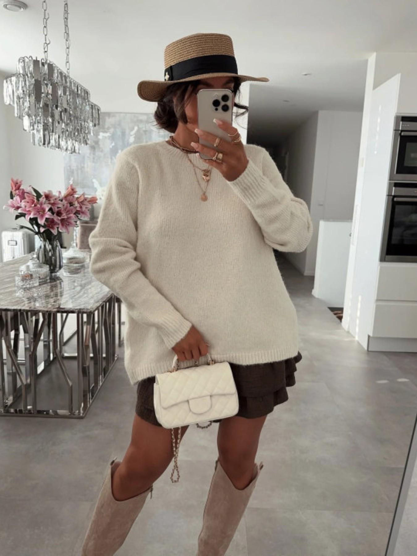 Women's Fashion One-Piece Sweater, Autumn Winter Round Neck Pullover, Back Slit Bow Design, High Stretch Classic Pure Color Top233