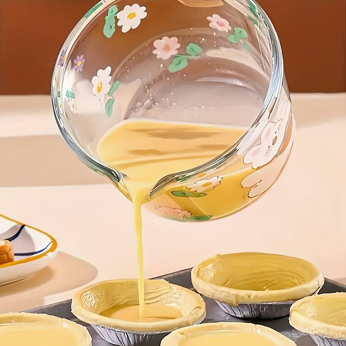 Large Capacity Glass Measuring Cup with Scale, Microwave Safe, Borosilicate Glass, BPA Free, Kitchen Essential, Elegant Floral Design