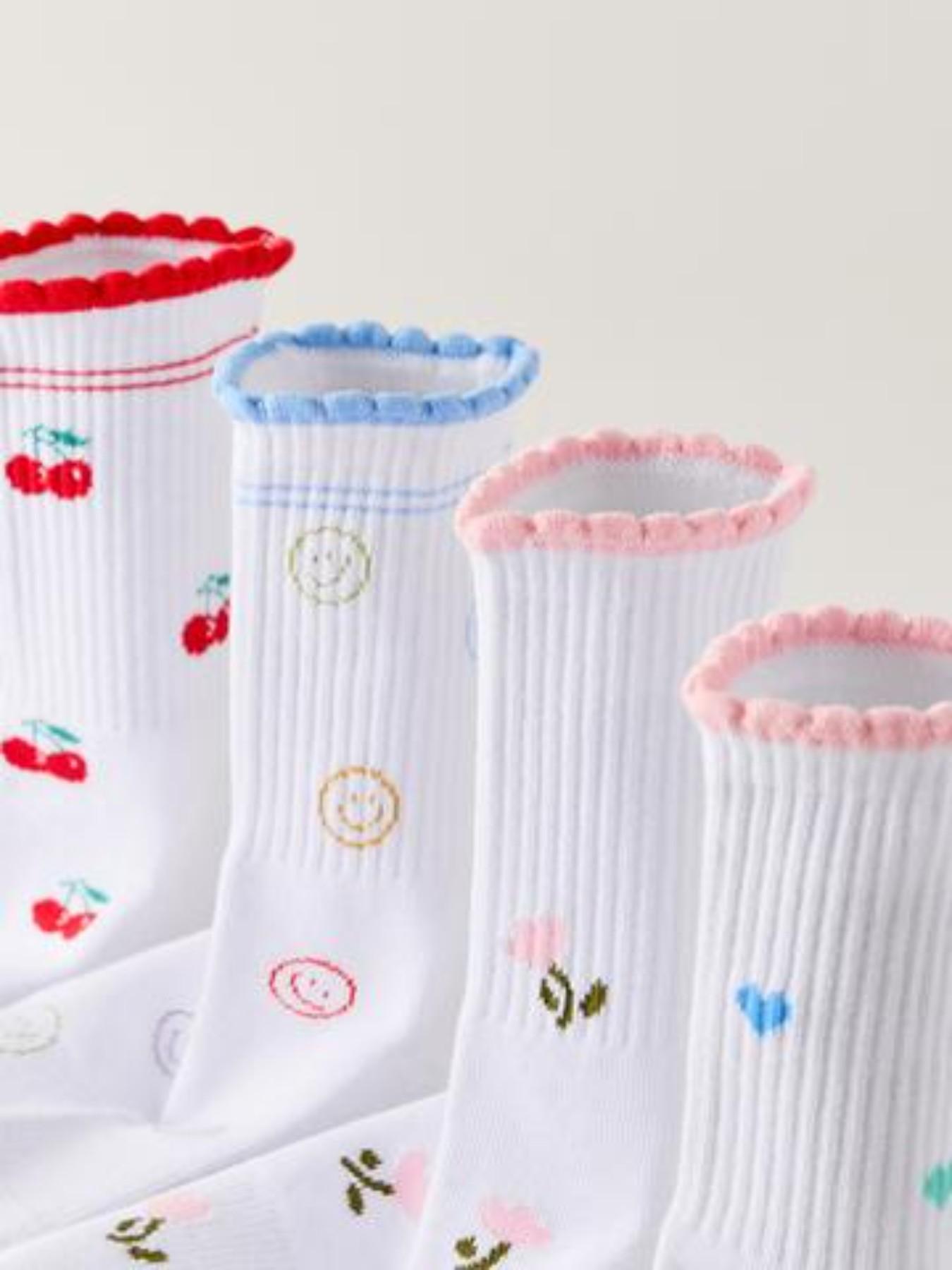 4 Pairs Women's Yoga Socks, Non-Slip Pilates Socks, Indoor Sports Socks, Cute Cherry Heart Flower Print, Breathable Comfortable