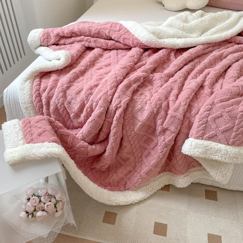 Diamond-Patterned Thickened Shearling Multi-Functional Blanket Soft and cozy double-layer winter blanket, bedspread, bedroom and restful sleep, Christmas gift, holiday gift Warm Blanket