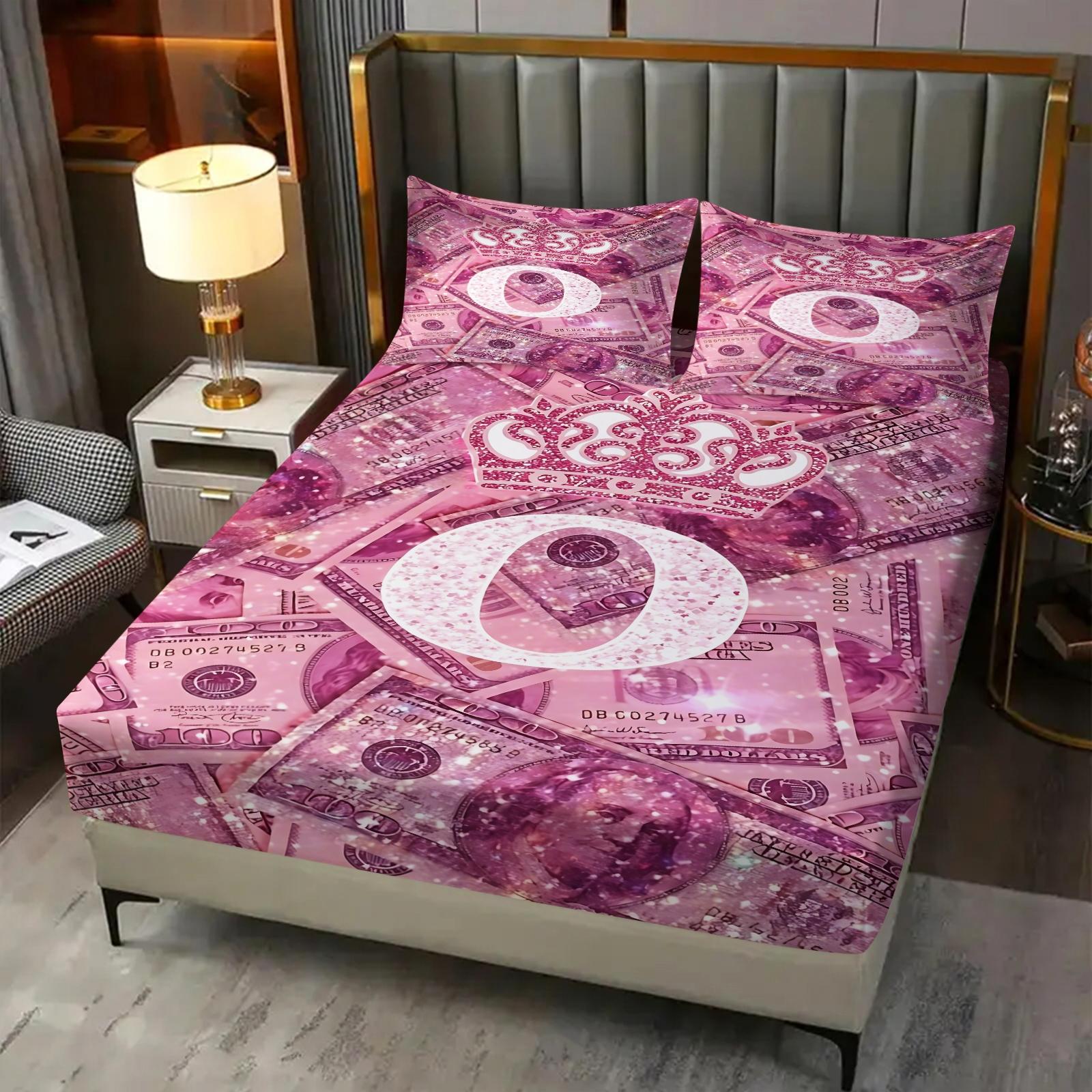 3pcs 100% Polyester / Luxury Aesthetic Pink Dollar Print Fitted Sheet Set / Glamorous Crown and 26 Letter Pattern / Soft Breathable Bedding / Easy Care Machine Washable Bed Sheet Set / One Bed Sheet + Two Pillowcases [Do Not Contain Fillings]