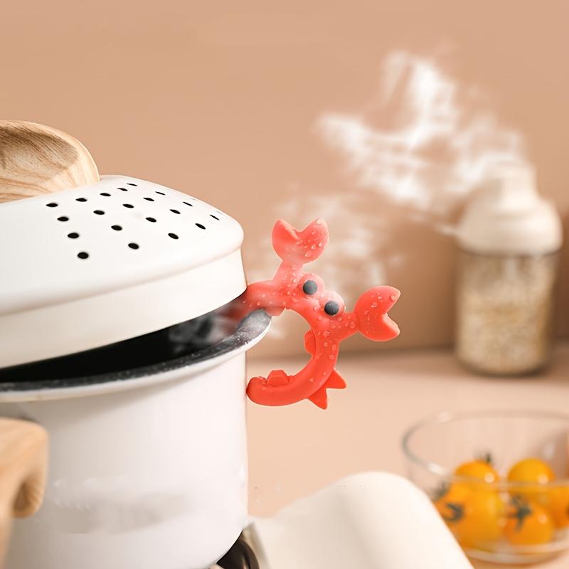 A set of 2 silicone spoon holders, featuring cute crab and octopus designs, heat-resistant spoon holders for kitchen utensils and scrapers, kitchen utensil organizer - perfect for gifts!