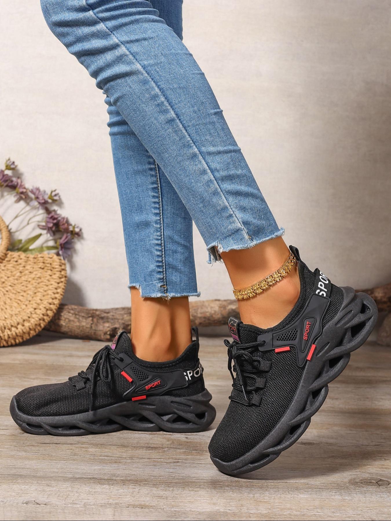 Women's Fashionable Lace Up Low Top Sneakers, Casual Comfortable Breathable Sports Running Shoes, All-match Round Toe Chunky Sneakers for Daily Life, Sporty Running Shoes