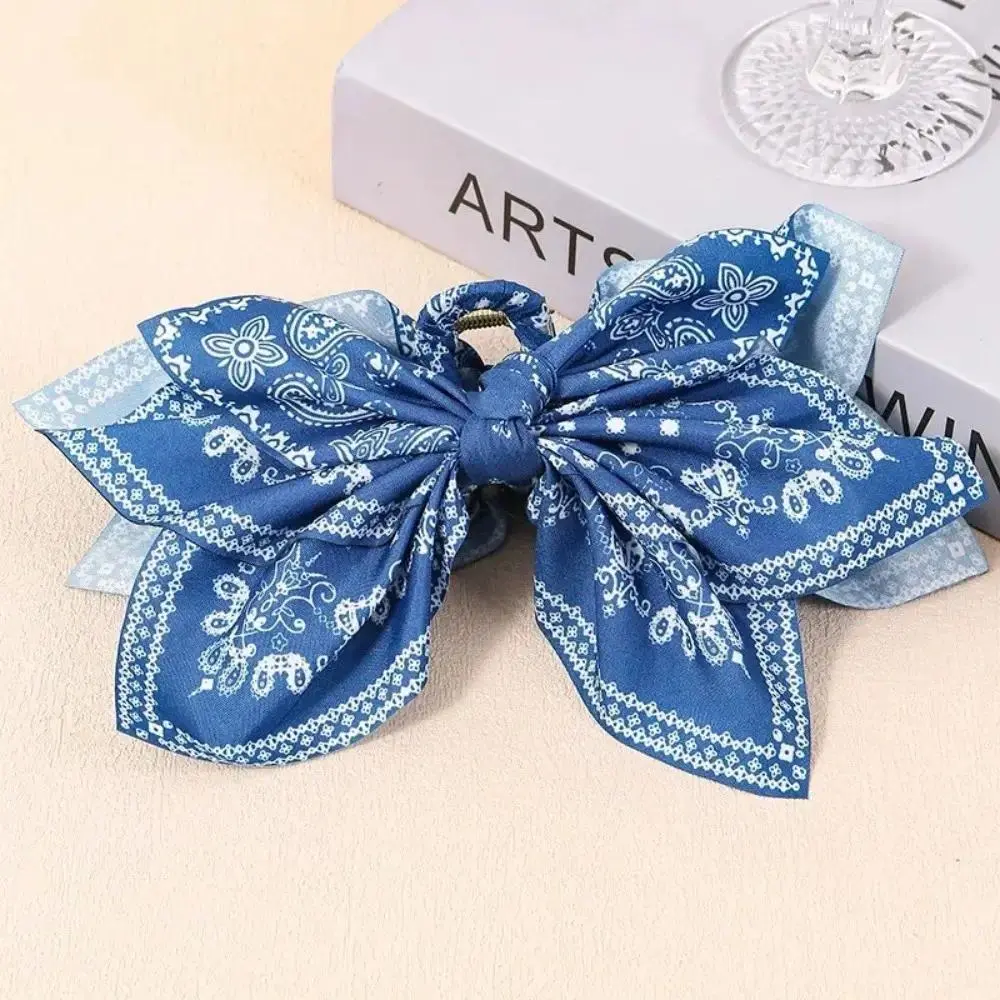 Paisley Blue
