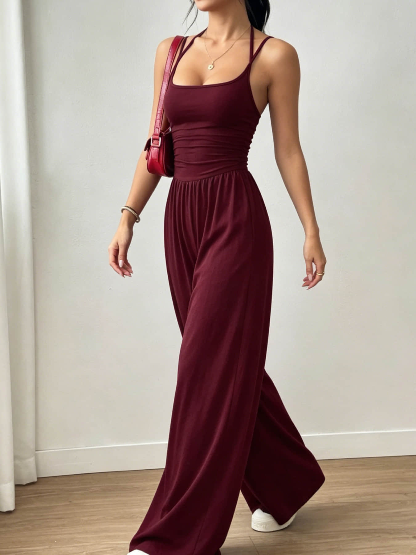Summer New Fashion Women's Wear Design Double Fine Shoulder Strap One-Piece Wide Leg, Pleated Waist Design, Suitable for Commuting, Daily Wear, Vacation, Home, and Outdoor Adventures