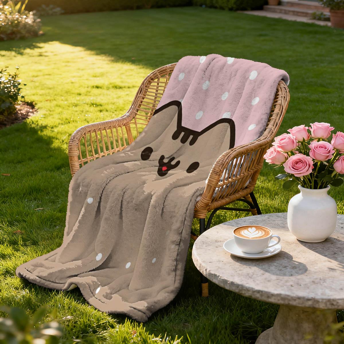 Cute Cat Print Blanket, Soft Flannel, Durable, Home Office Dorm Nap Mat, Bedroom Decor, Gift, Multiple Sizes Available