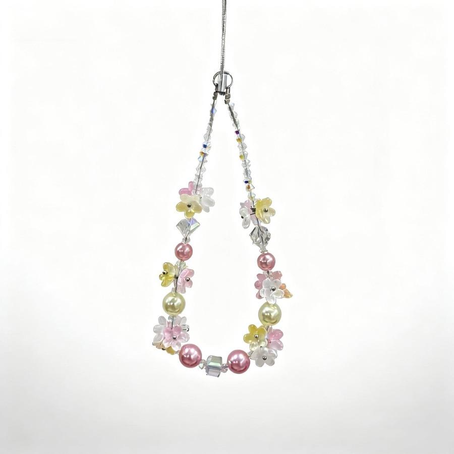 Dopamine Floral Phone Chain, Ins Style Phone Lanyard, New Design CCD Camera Strap, Short Style, Internet-Famous Exquisite Pendant, High-End Handmade Beaded Chain, Creative and Unique Chain, Versatile Pendant