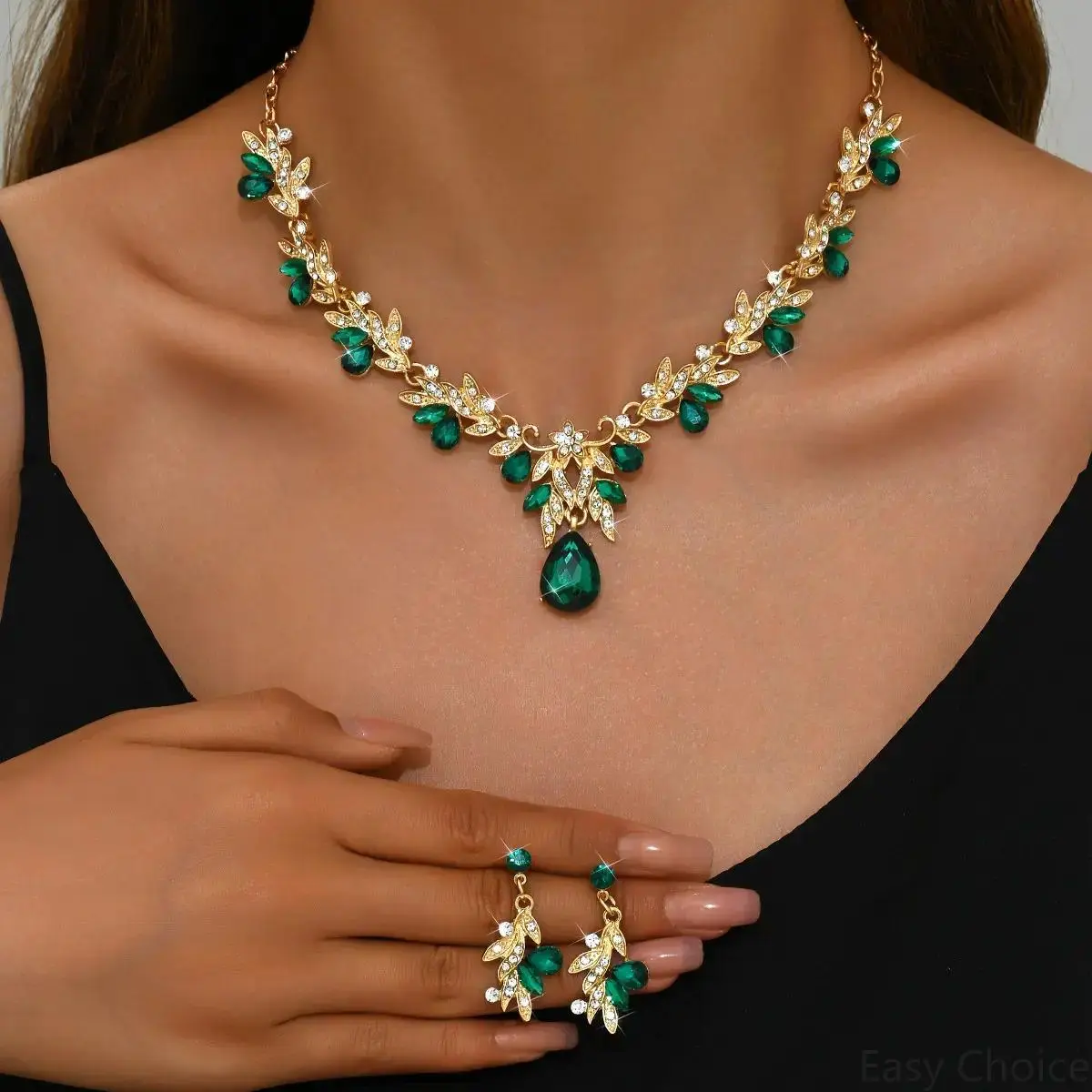 1422 golden green