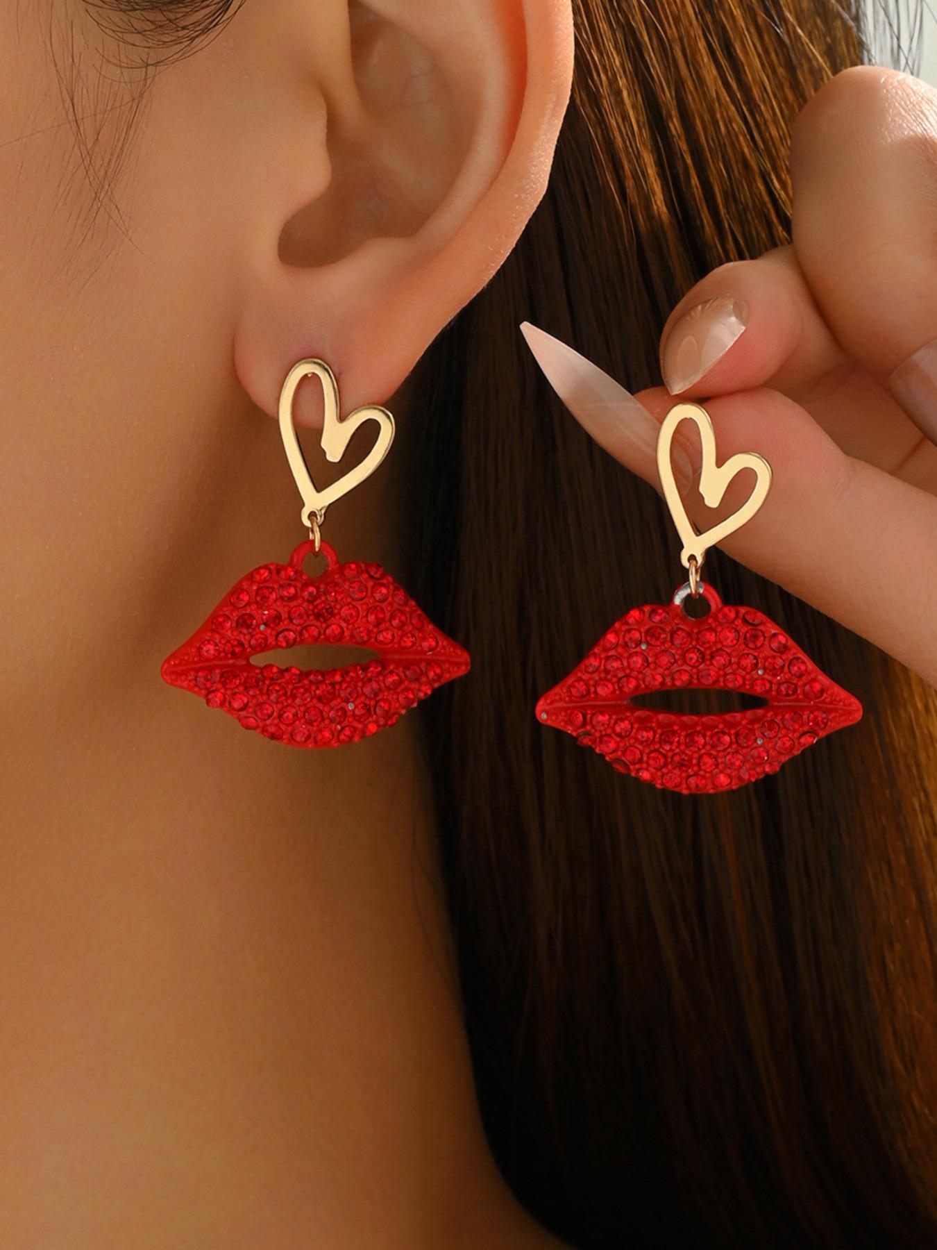 New Women's Jewelry, Unique Rhinestone Heart Design Lip Earrings, Versatile High-End Ear Accessories, Fashionable and Stylish