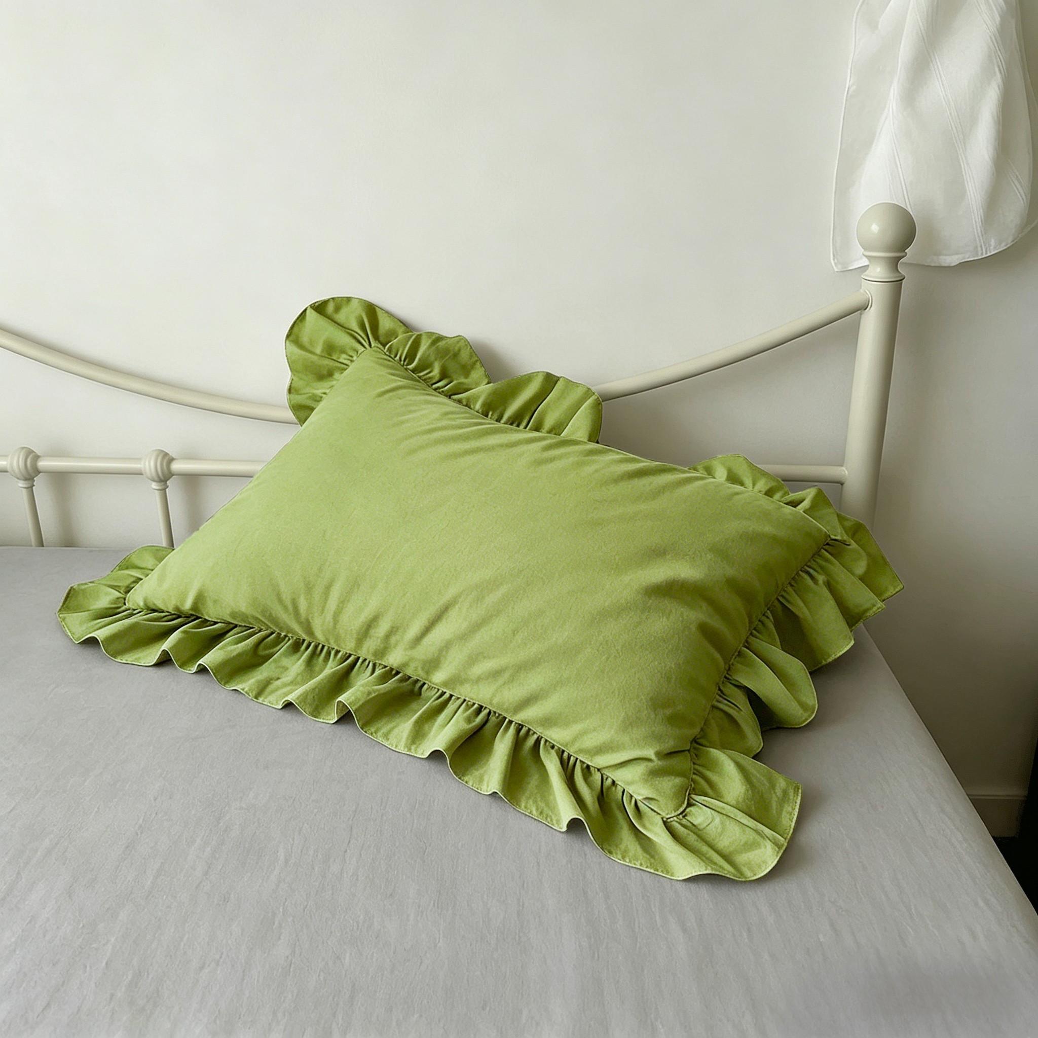 1 Piece Ruffled Pillow, Soft Comfortable Cushion with Filling, Elegant French Vintage Style, Sofa Living Room Decor, Mother's Day Gift