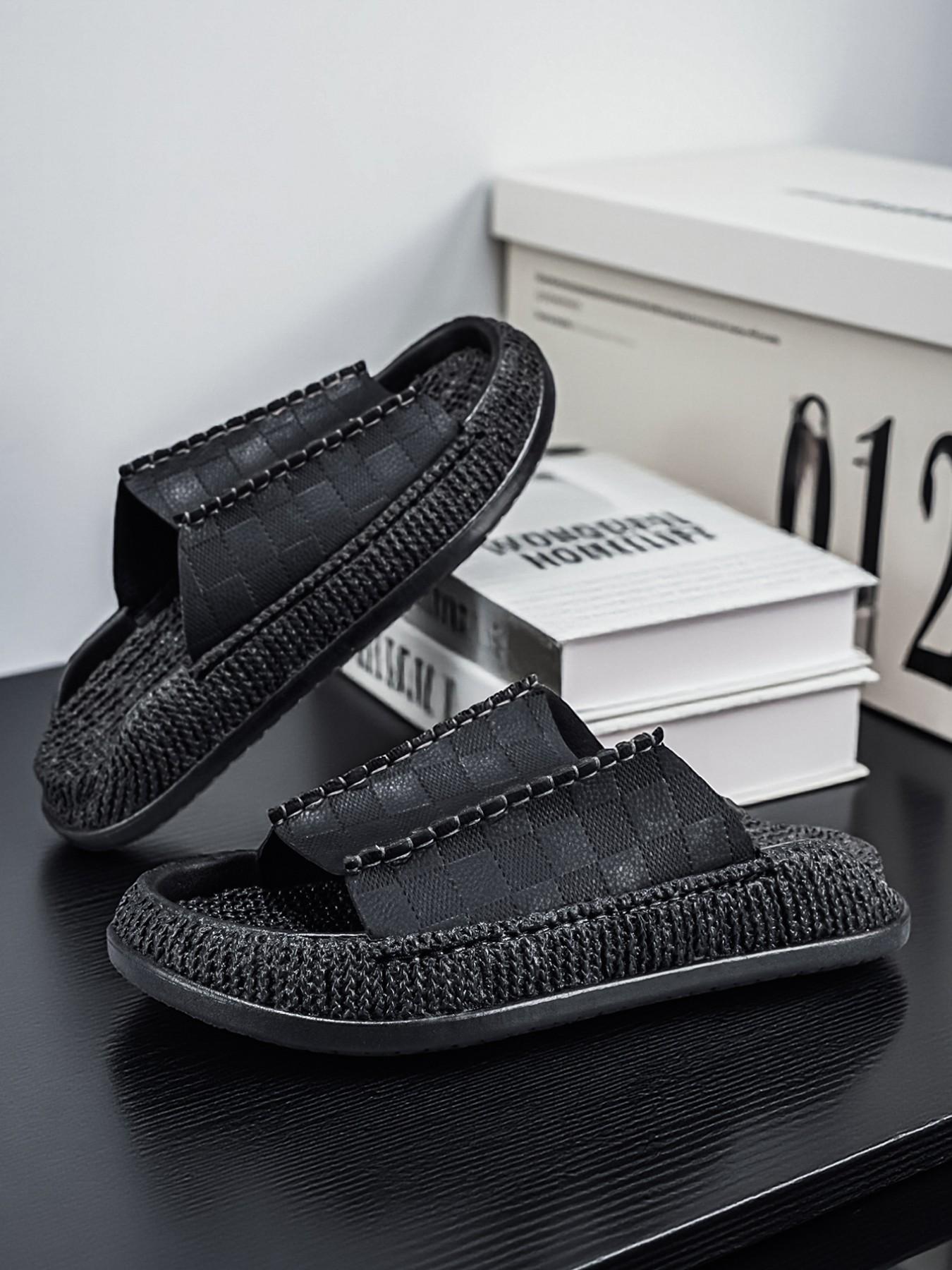 Summer Men's Sandals, Versatile Casual Slip-Ons, Soft Rubber Sole, Round Toe Design, Ideal for Beach & Driving, All-Season Comfort