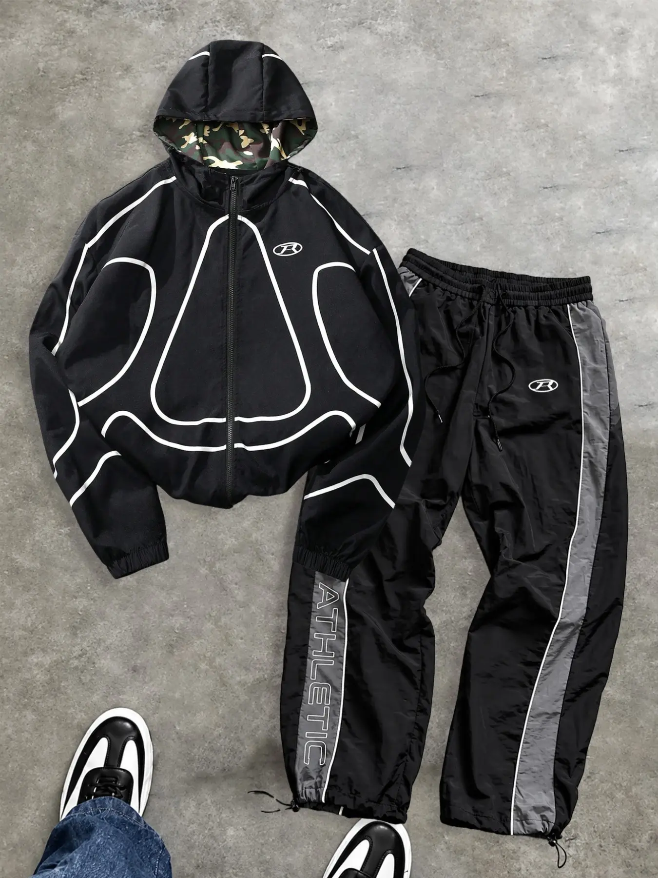 Unisex Two-Piece Set, Hooded Windproof Jacket + Drawstring Cargo Pants, Y2K Tech Street Waterproof Sportswear, Fashionable Outdoor Wear