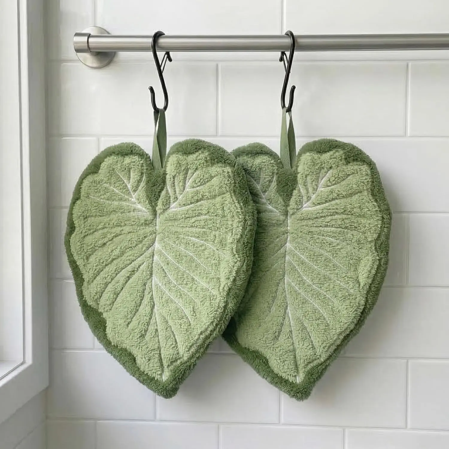 2 Pack Leaf Hanging Hand Towel with Loop, Boho Green Bathroom Decor | Boho Bathroom Hand Towels,Soft and Fluffy,Super Absorbent, The Ideal Home Accessory—Fresh Green Design