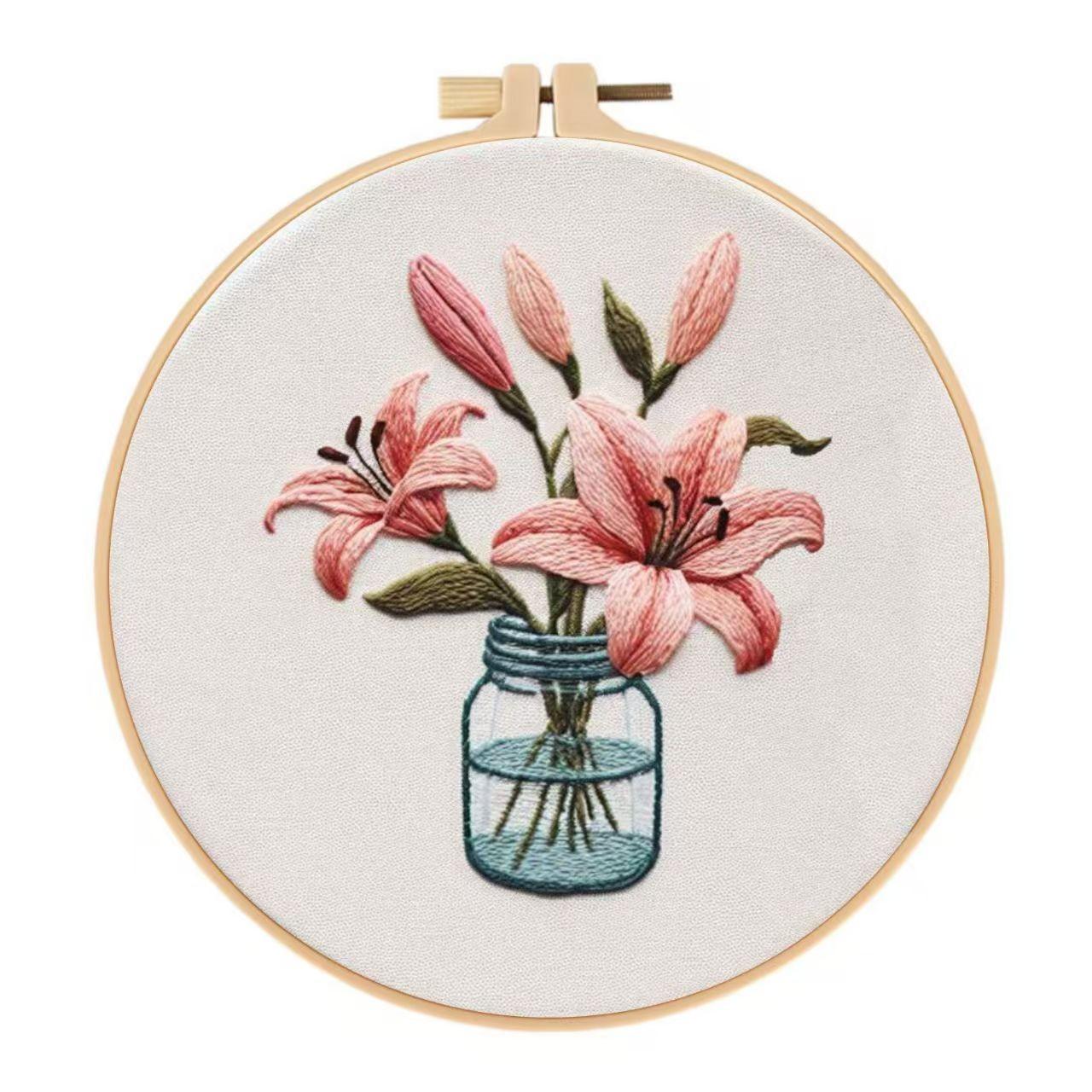 Beginner Embroidery Kit, Elegant Cross Stitch Set, Lily Pattern, DIY Embroidery Lovers, Includes Printed Cotton Fabric, Thread, Needle, Chart