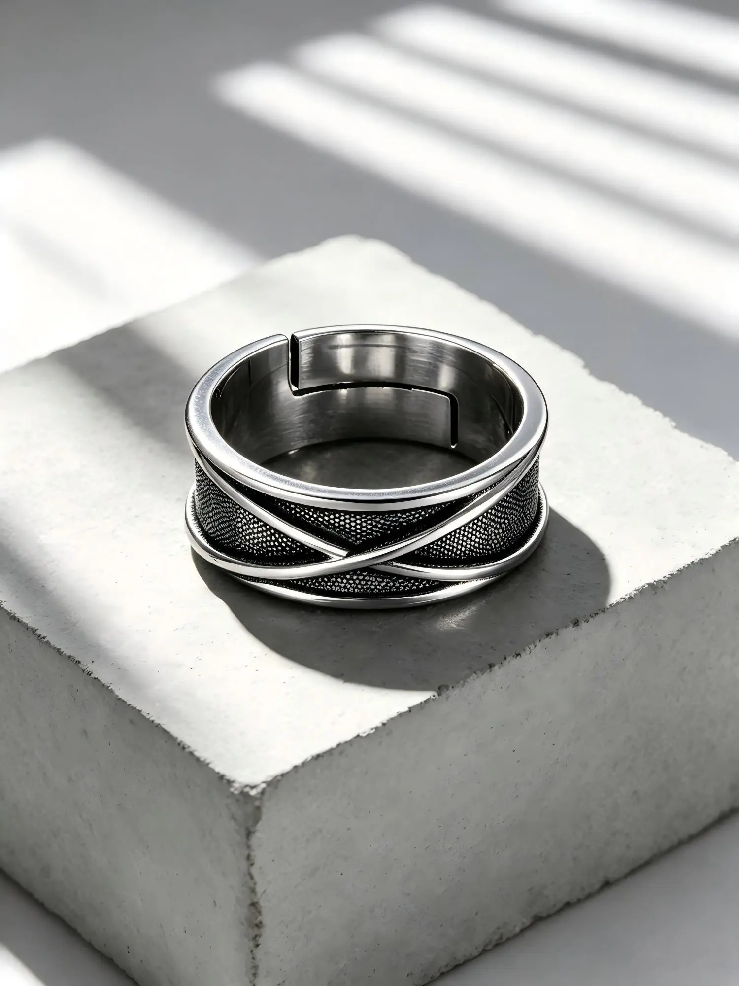 1pc Spacetime Cross Antique Silver Plated Adjustable Open Band Ring, Anime Inspired Grunge Cyberpunk Unisex Cosplay Prop Ring, Daily Wear Halloween Party Events Stacking Accessories, Viral TikTok Otaku Nerd Gifts For Boy Man Jewel