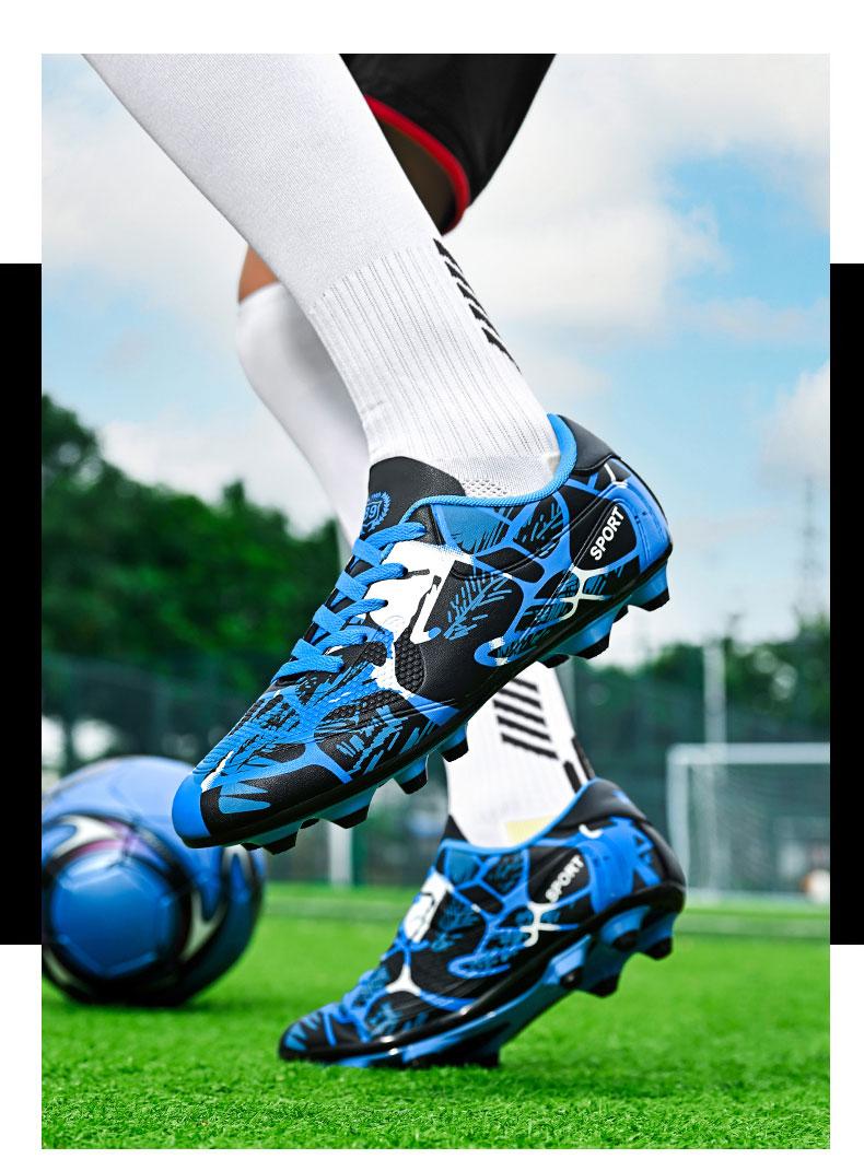 1 Pair Unisex Soccer Training Shoes Flexible Movement Quick Response Anti-Slip Wear-Resistant Comfort Insole 3 Color Options