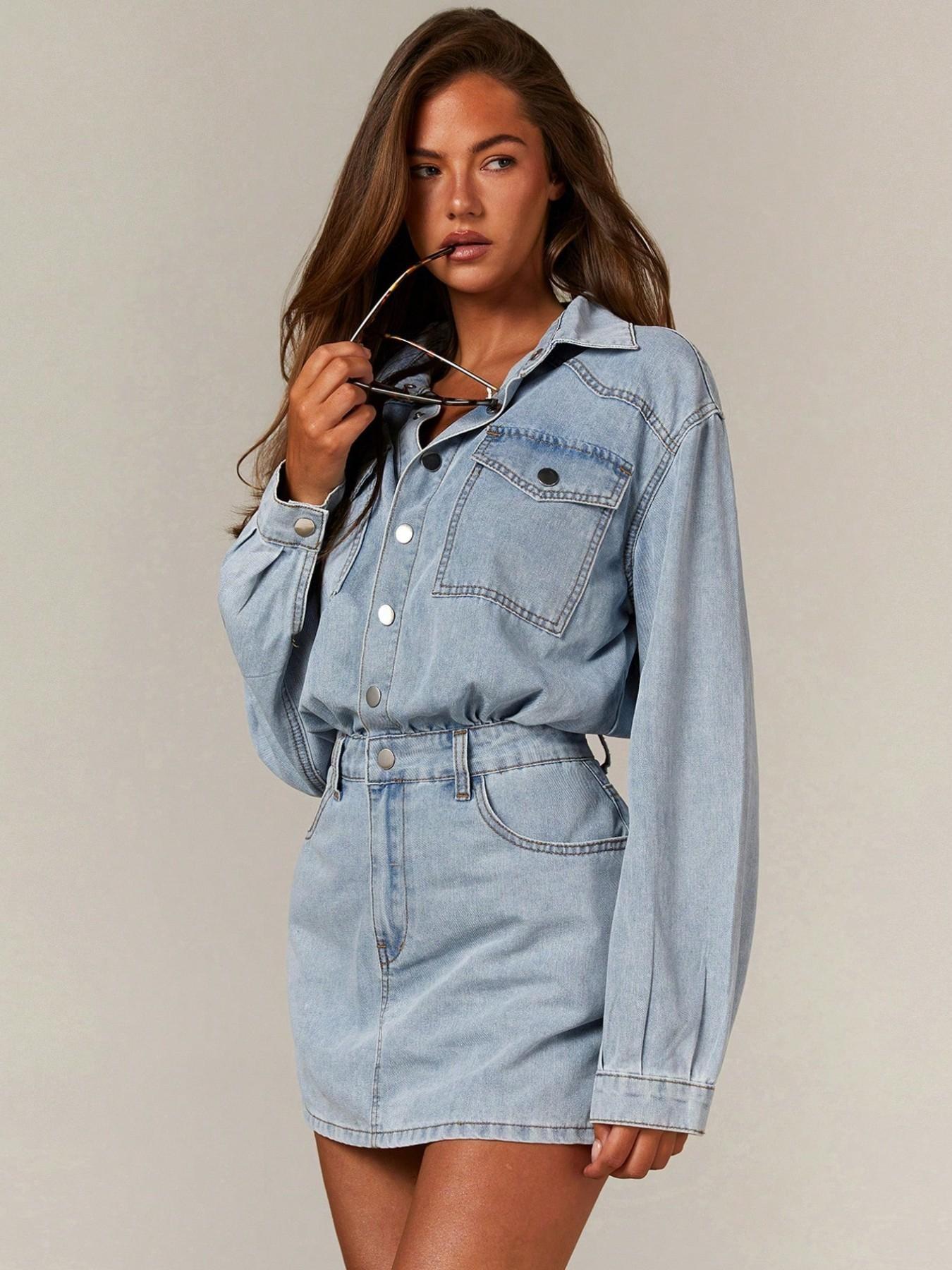 Women's Long Sleeve Utility Pocket Single-Breasted Casual Light Wash Denim Dress, Shirt Collar Classic Style, Waist-Cropped Design for All Body Types, Essential Streetwear Piece