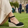 Women's Stylish Elegant Classy Wedge Heeled Sandals, Closed Toe Casual Shoes, Hollow Cross Strap Design, Perfect for Beach Parties or Vacation Wear, Stylish Footwear, Rubber