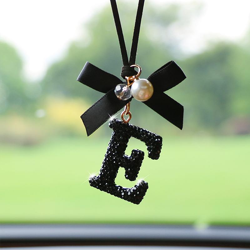 Fashion Bow Car Pendant, Letter Design Rearview Mirror Decoration, Perfect Gift for Holidays & Birthdays, Elegant Auto Accessory, Girly Car Accessories